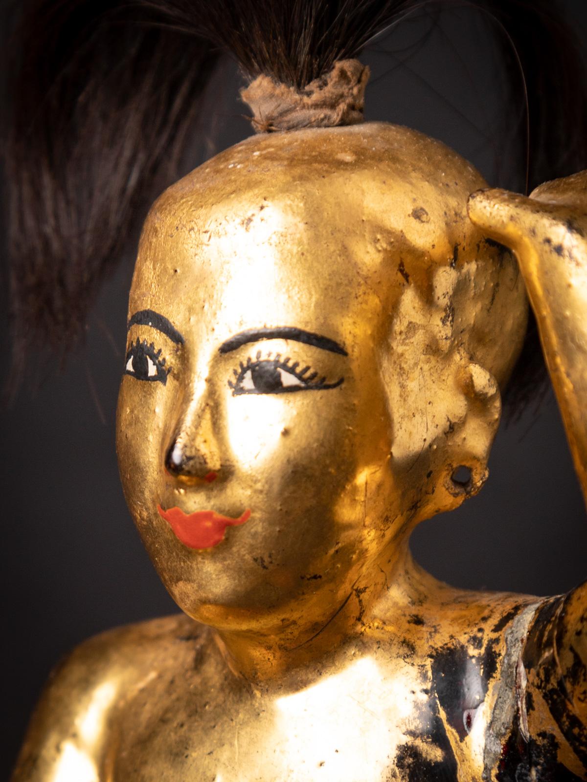 19ème siècle Statue antique en bois de Nat de Birmanie en vente 11