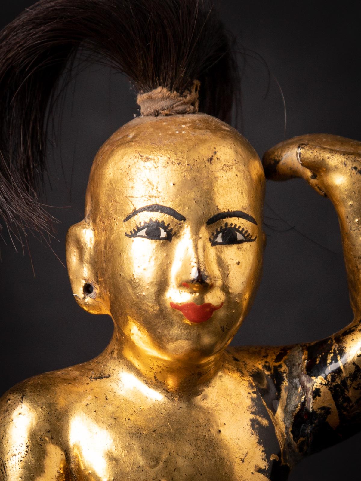 19ème siècle Statue antique en bois de Nat de Birmanie en vente 4