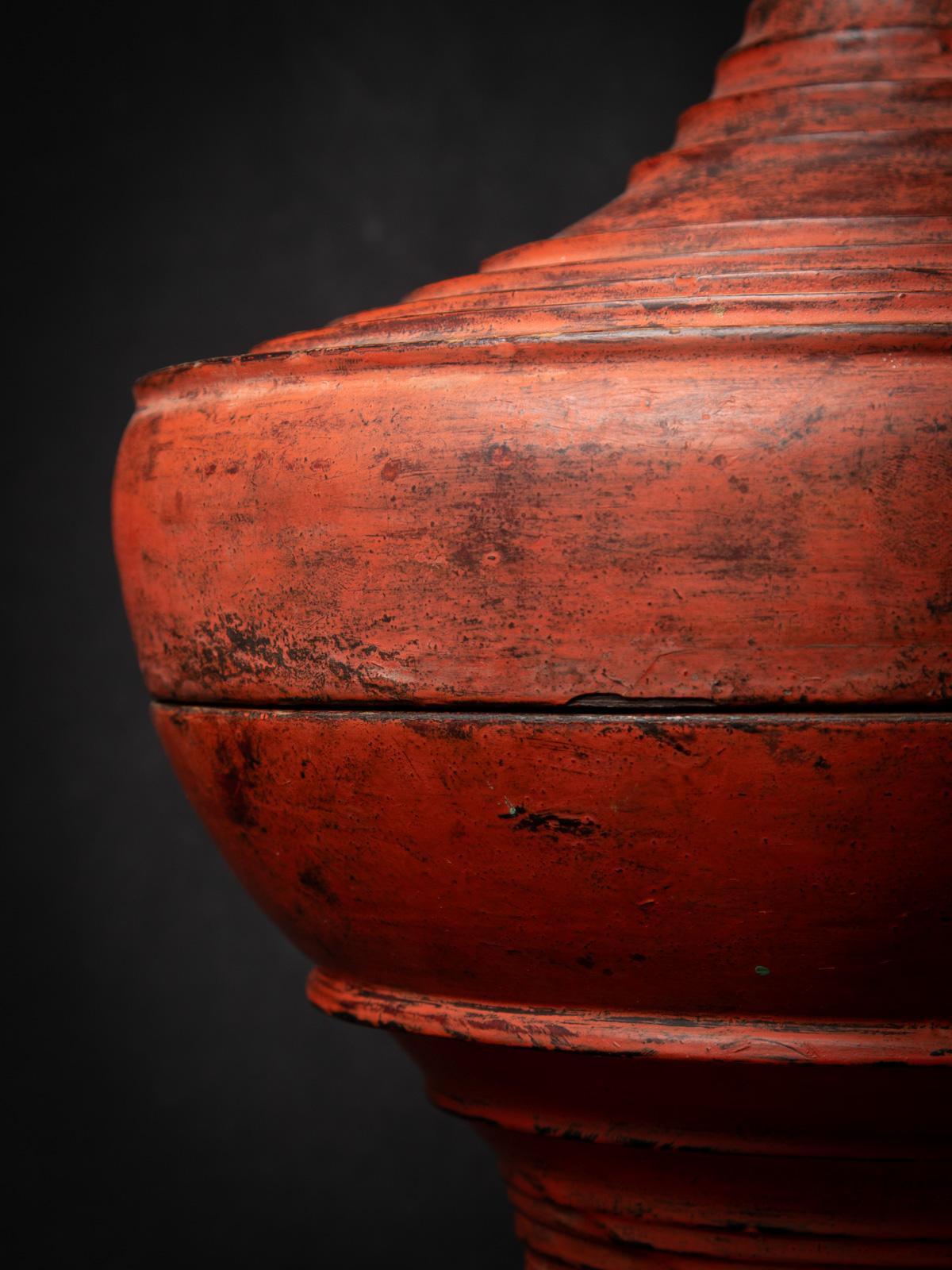 19th century Antique wooden Burmese offering vessel from Burma For Sale 6