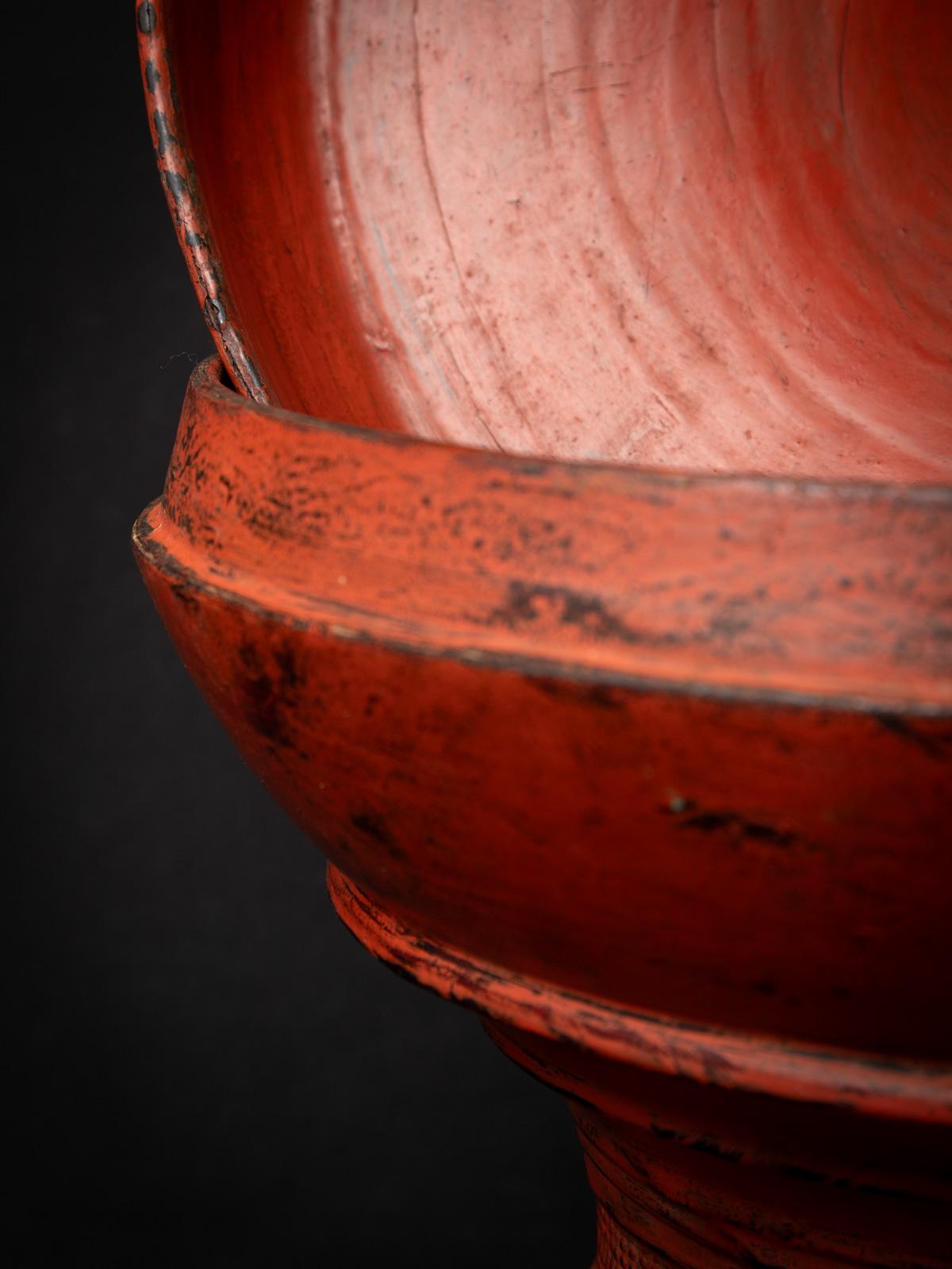 19th century Antique wooden Burmese offering vessel from Burma For Sale 10