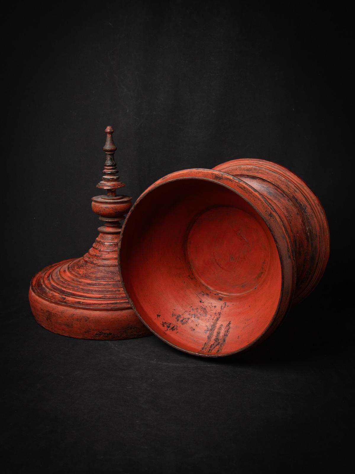 Wood 19th century Antique wooden Burmese offering vessel from Burma For Sale