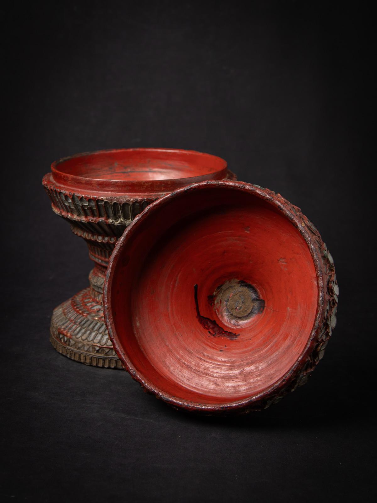 Wood 19th century Antique wooden Burmese offering vessel from Burma For Sale
