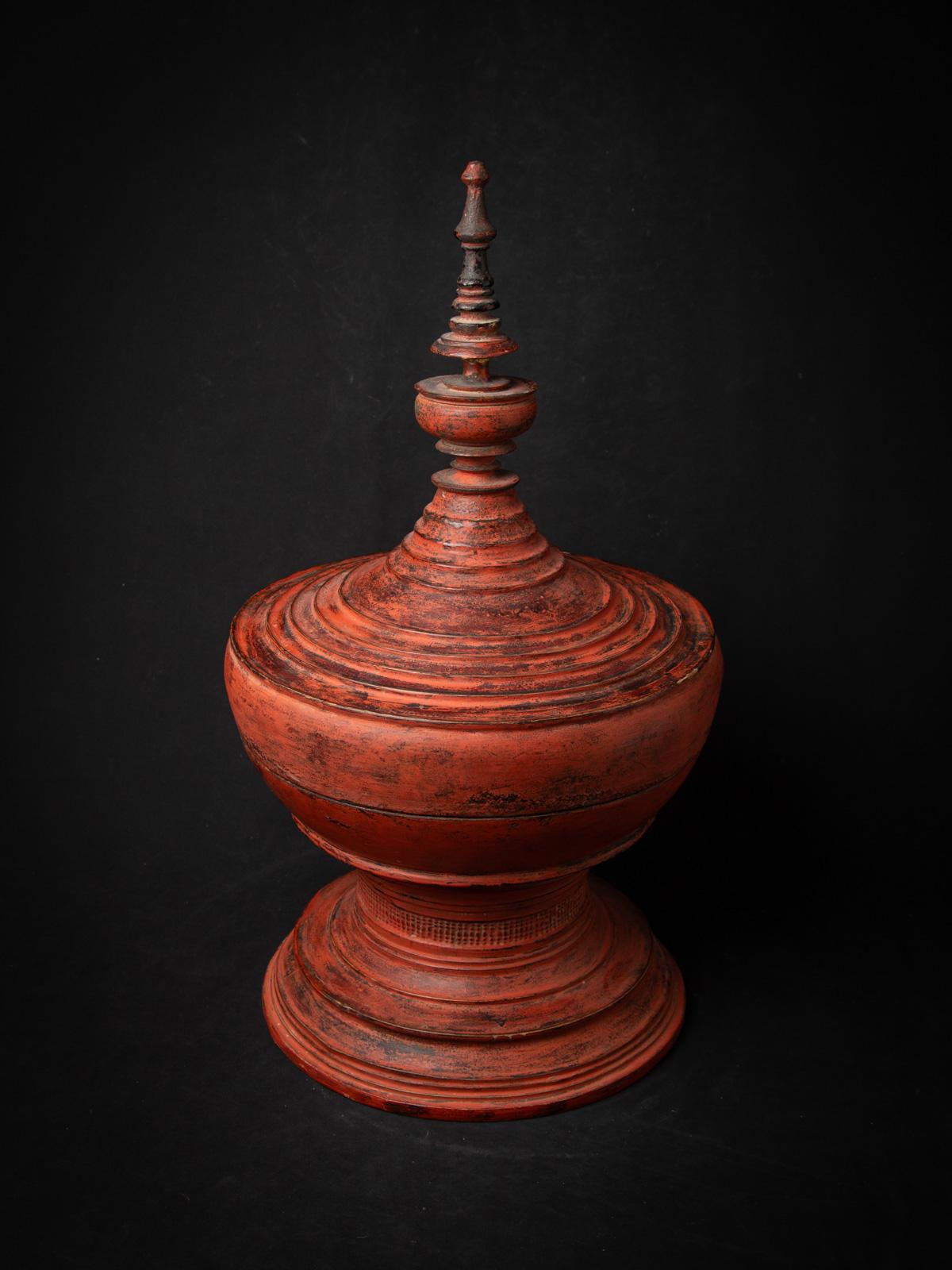 19th century Antique wooden Burmese offering vessel from Burma For Sale 2