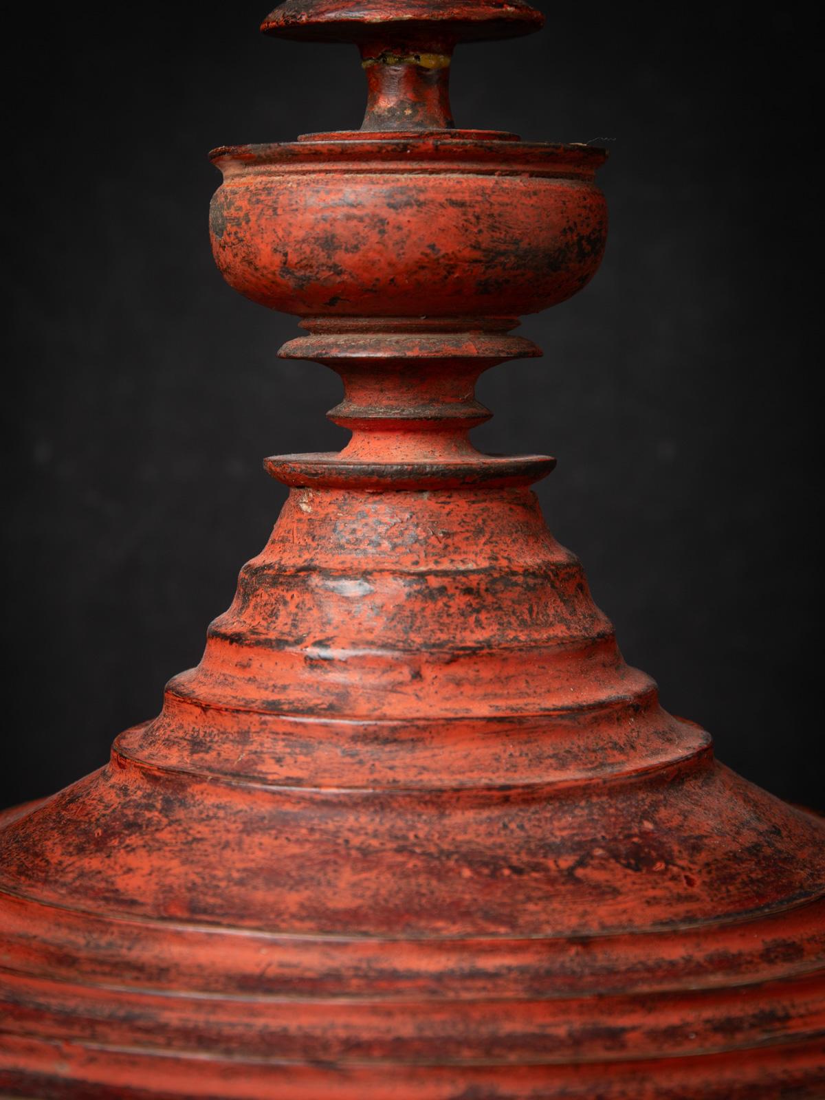 19th century Antique wooden Burmese offering vessel from Burma For Sale 4