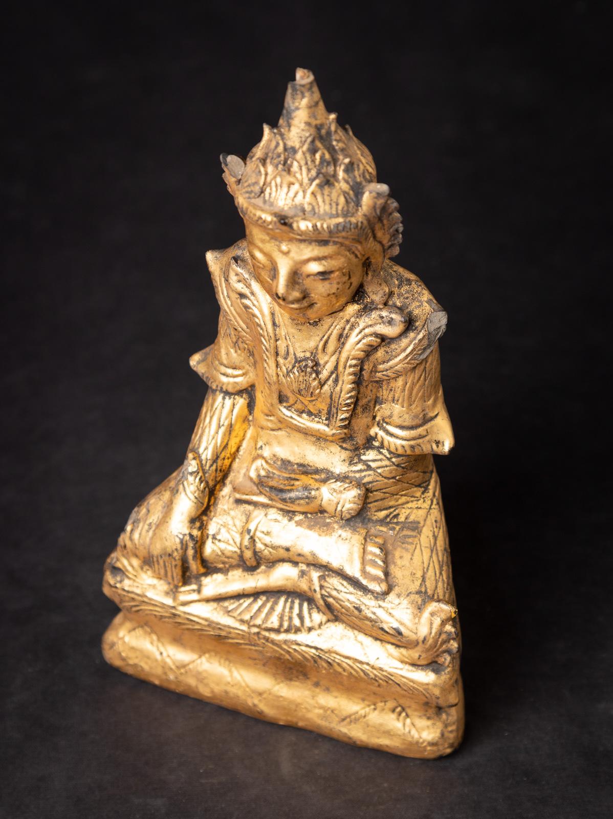 Bouddha birman Shan en bois ancien du 19ème siècle provenant de Birmanie, au Bhumisparsha Mudra en vente 4