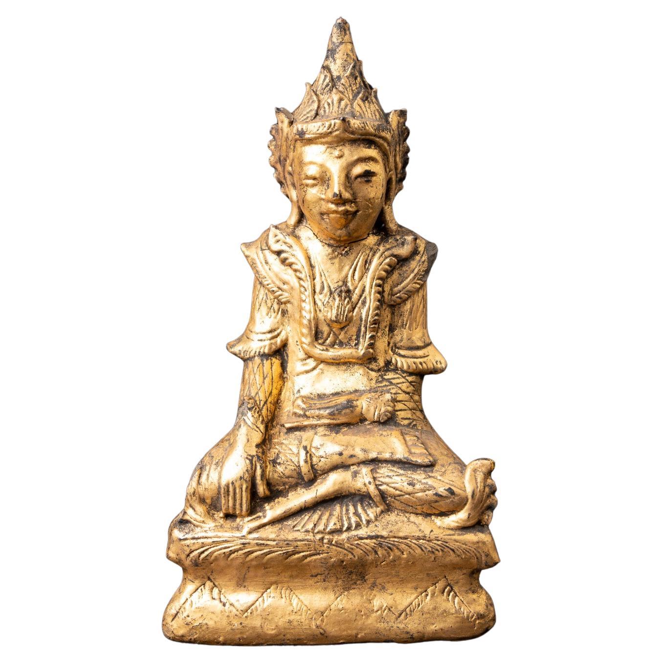 Antiker burmesischer Shan-Buddha aus Holz aus Burma in Bhumisparsha Mudra aus dem 19. Jahrhundert