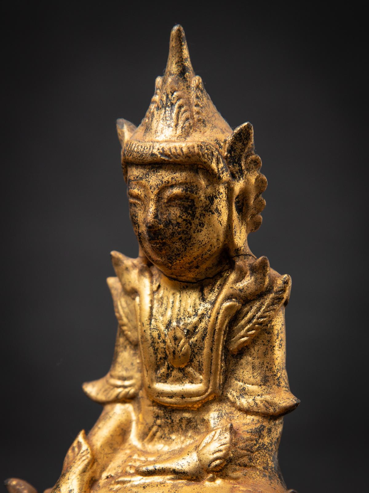 19th century Antique wooden Burmese Shan Buddha in Bhumisparsha Mudra 6