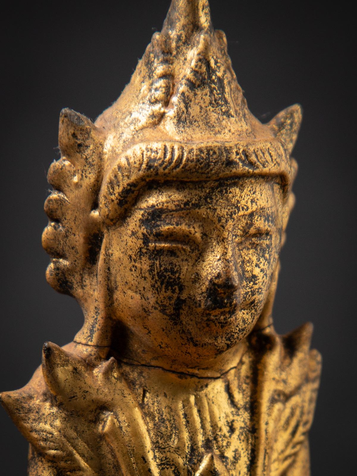 19th century Antique wooden Burmese Shan Buddha in Bhumisparsha Mudra 3
