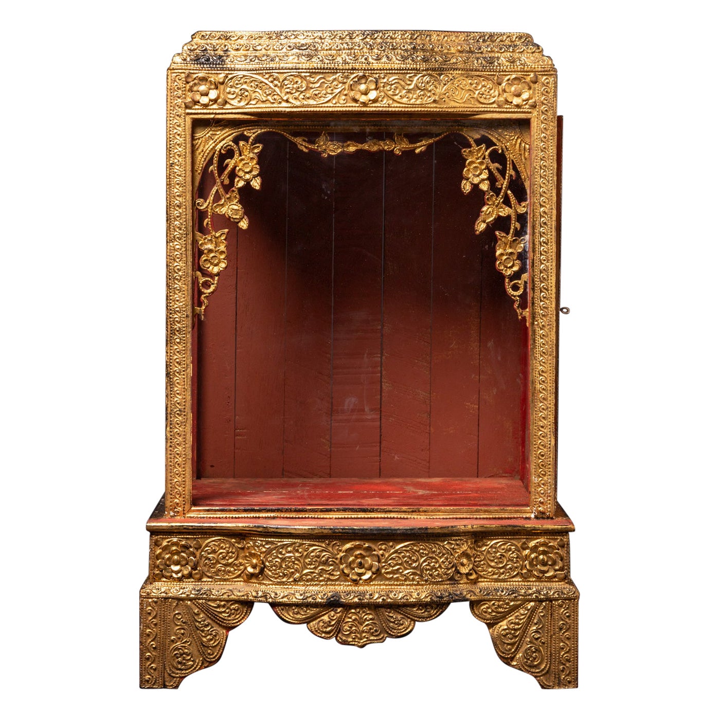 Antiker burmesischer Holztempel aus dem 19. Jahrhundert aus Burma