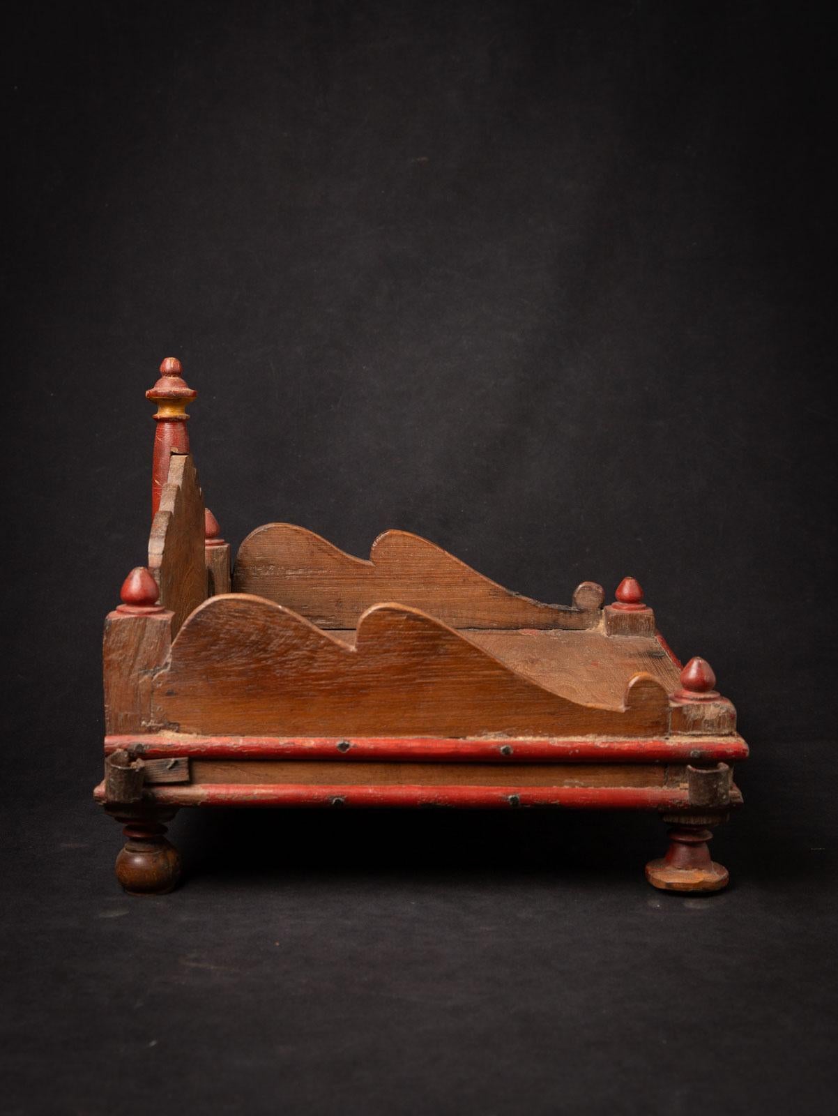 Wood 19th century Antique wooden Indian altar from India