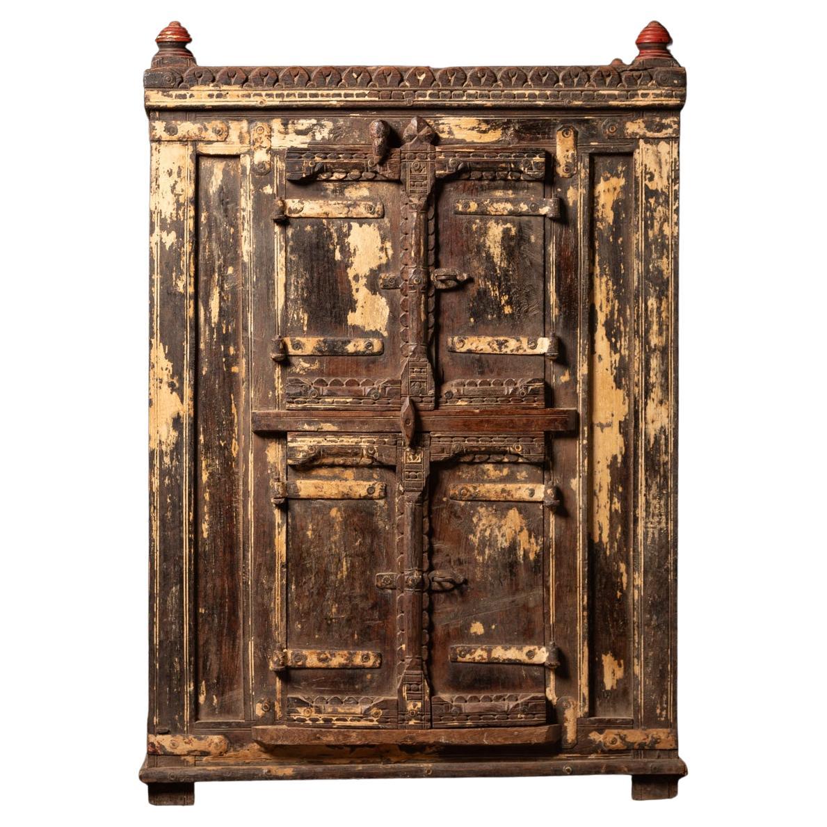 Armadio indiano antico in legno del XIX secolo - Buddha originale