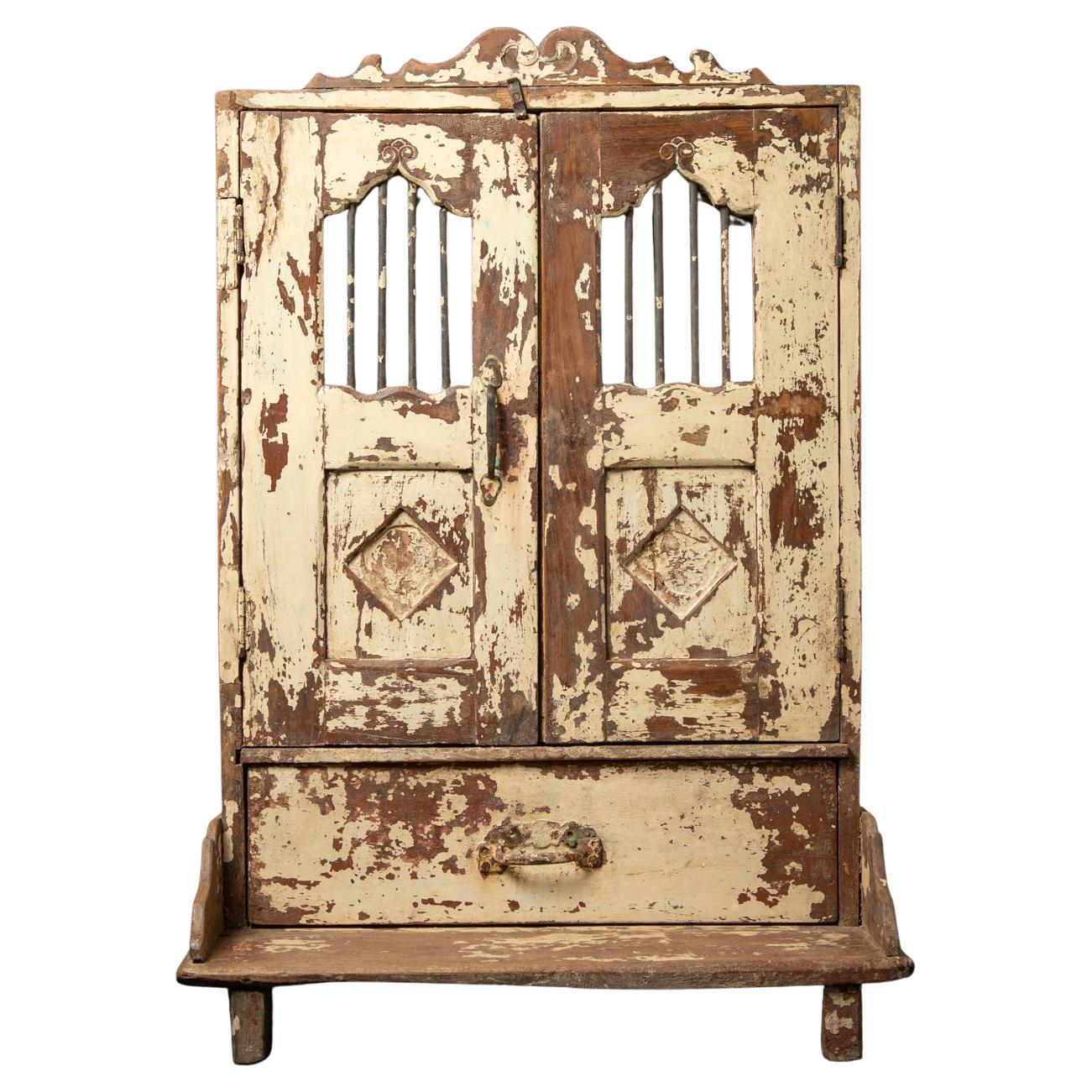 19th century Antique wooden Indian cabinet from India - Original Buddhas