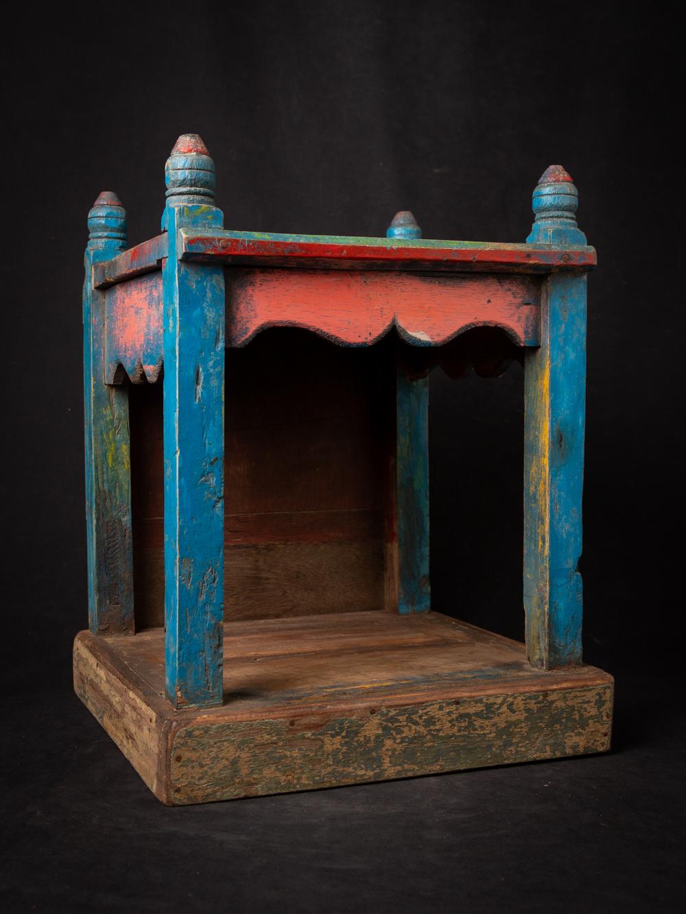 Antiker indischer Holz Tempel aus dem 19. Jahrhundert – OriginalBuddhas im Angebot 2