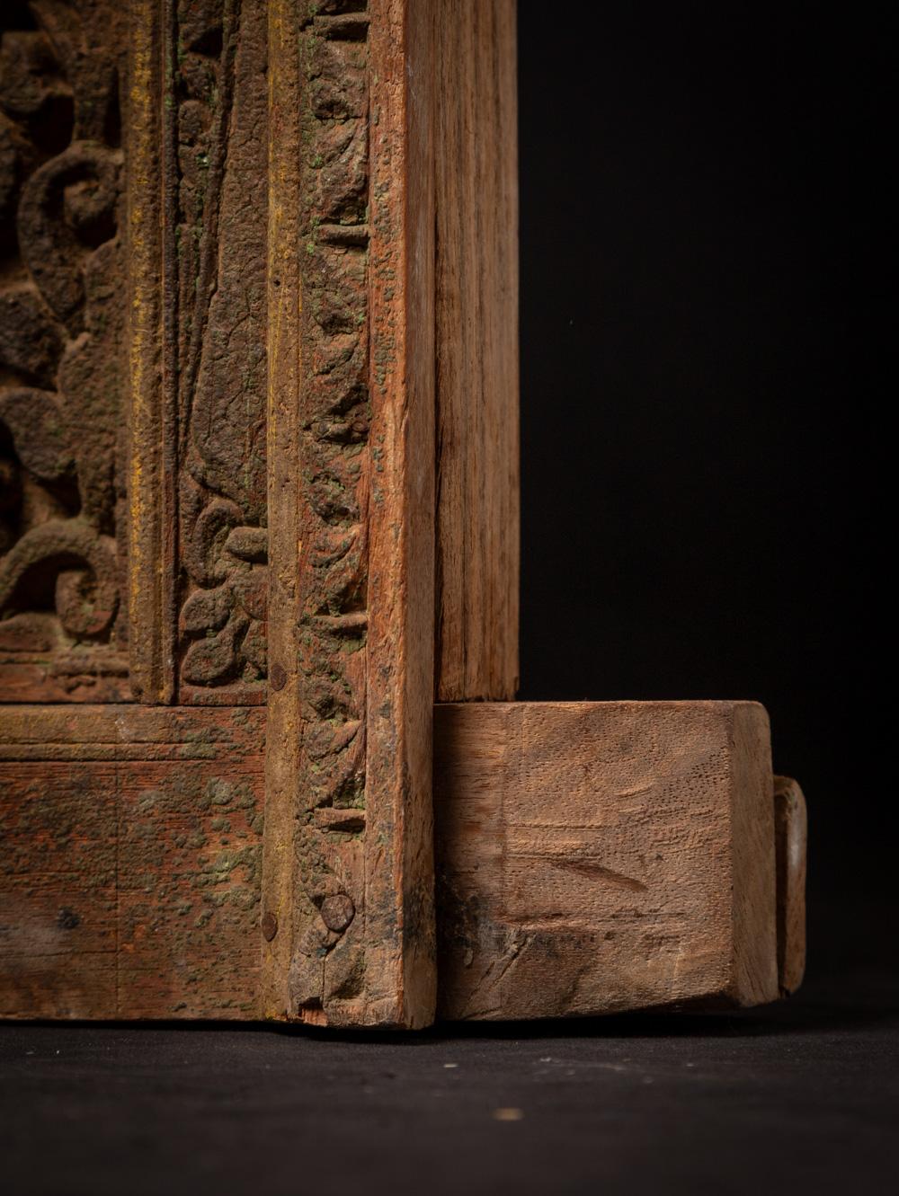 Antiker indischer Holzfensterrahmen aus dem 19. Jahrhundert – OriginalBuddhas im Angebot 10