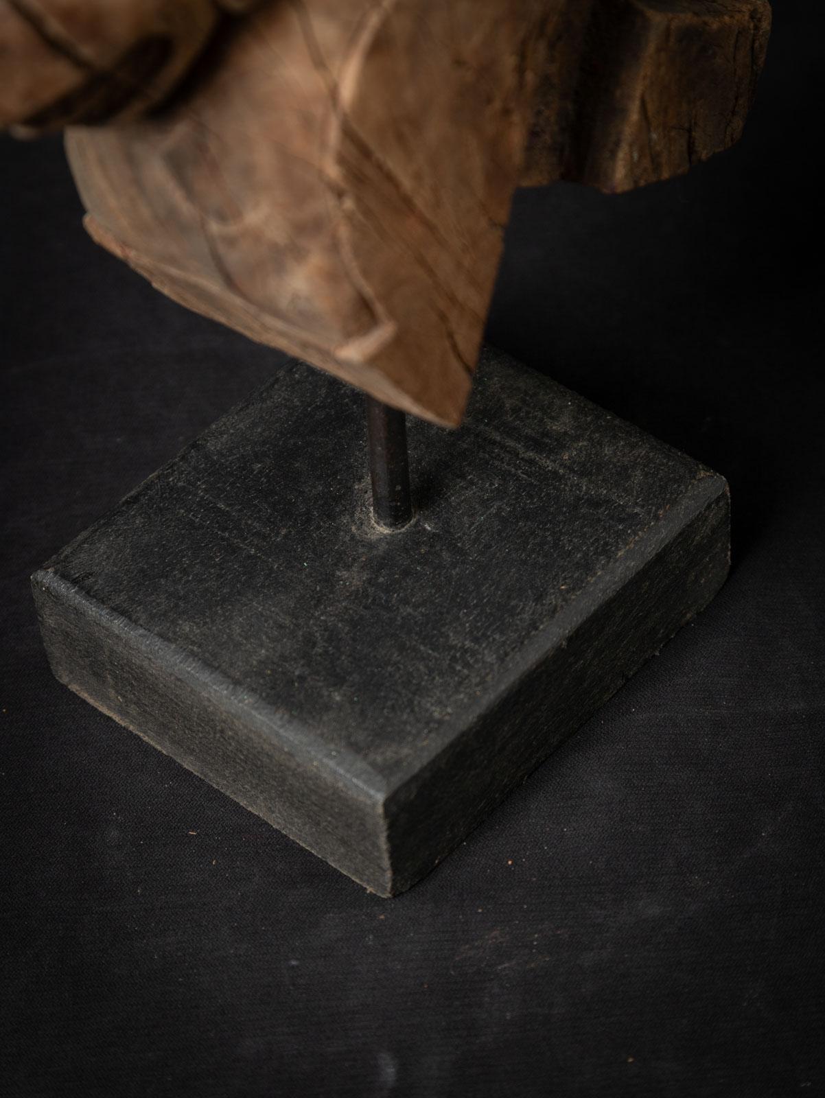 19th century Antique wooden temple fragment of a Horse head For Sale 12