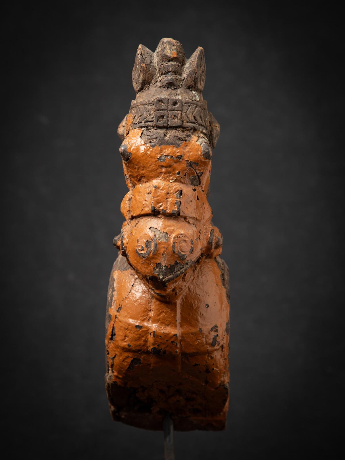 Wood 19th century Antique wooden temple fragment of a Horse head from India For Sale