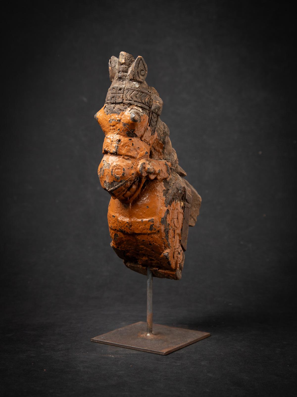 19th century Antique wooden temple fragment of a Horse head from India For Sale 1