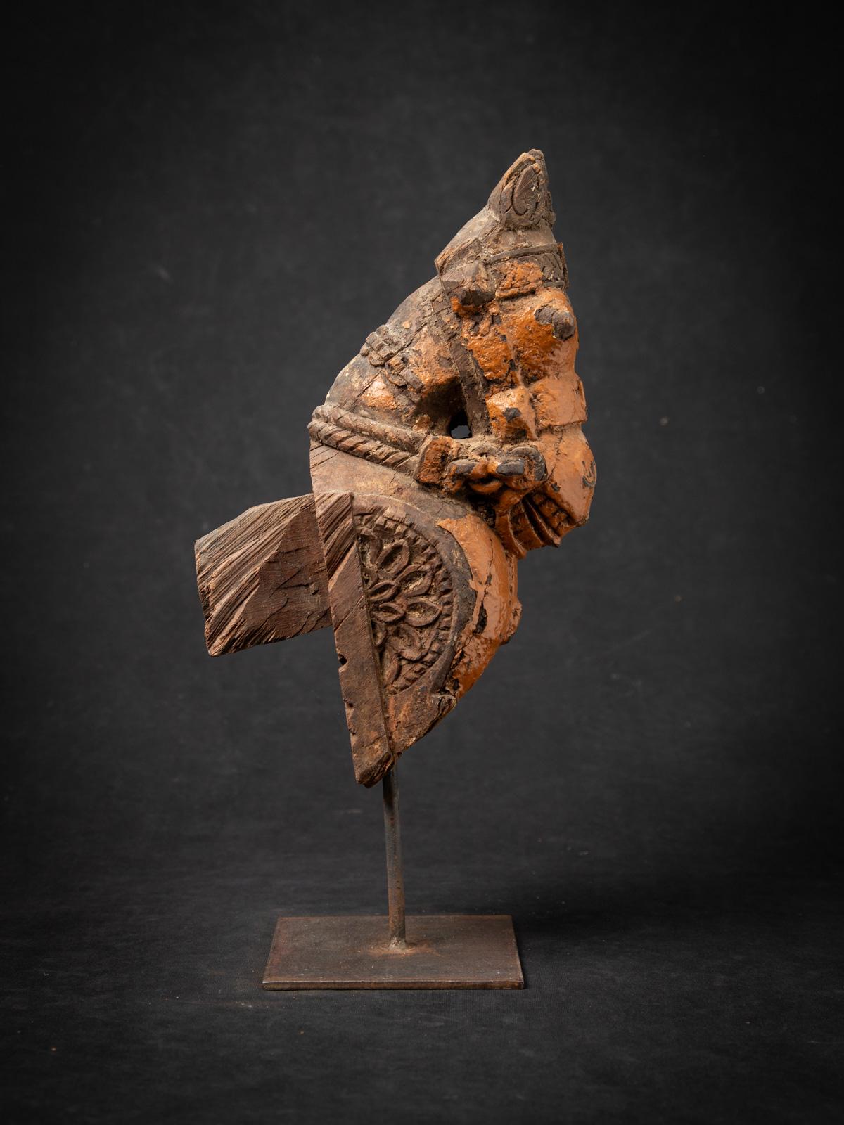 19th century Antique wooden temple fragment of a Horse head from India For Sale 2