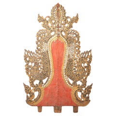 Pannello antico di un tempio in legno dell'India del XIX secolo