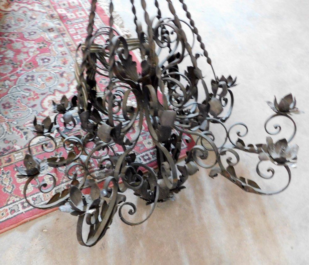 19th century, antique wrought iron chandelier, end of 1800. Measures: cm 115 H x 110 W.