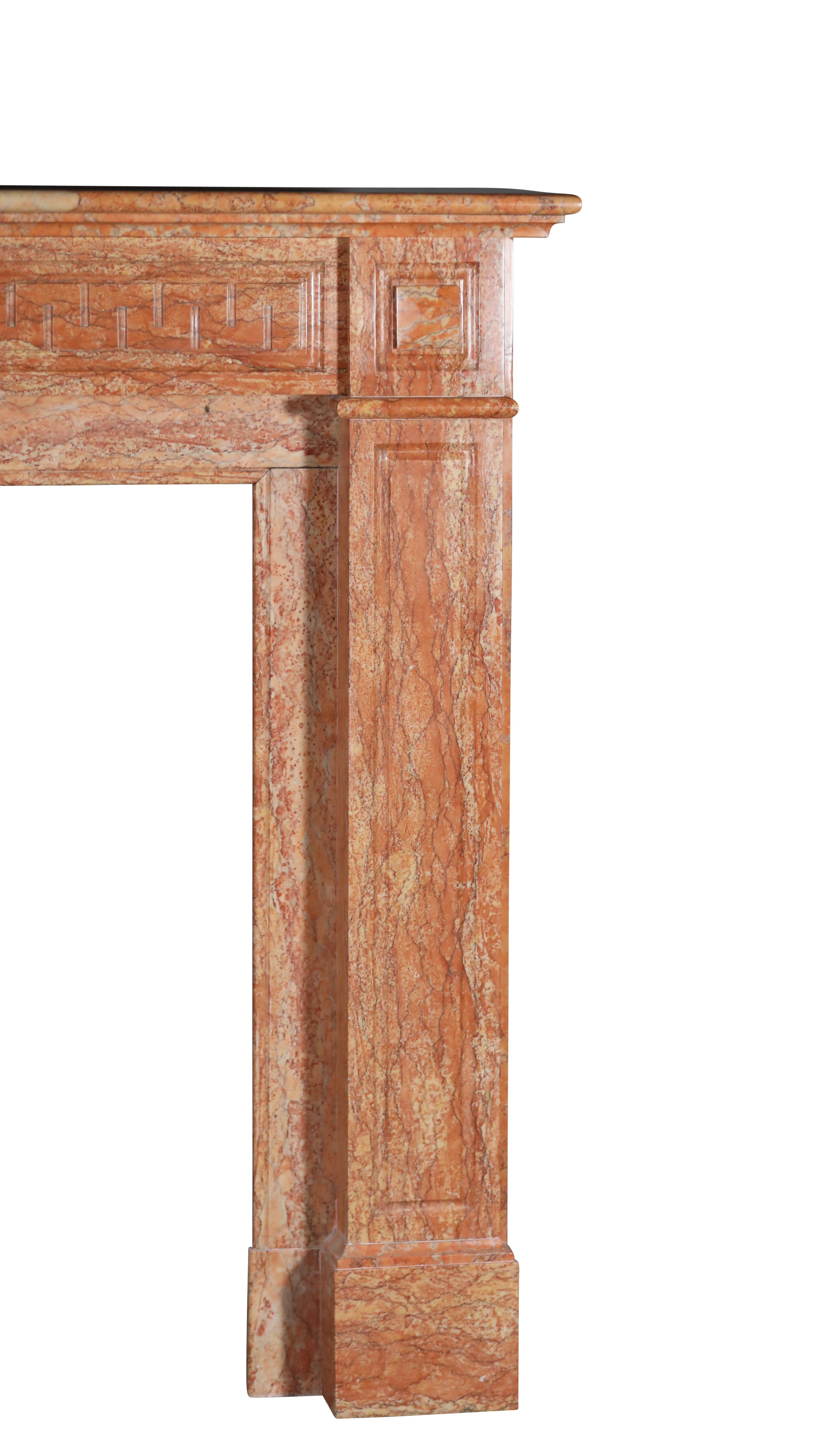 19th Century Antwerp Merchant House Marble Fireplace Mantel In Good Condition For Sale In Beervelde, BE