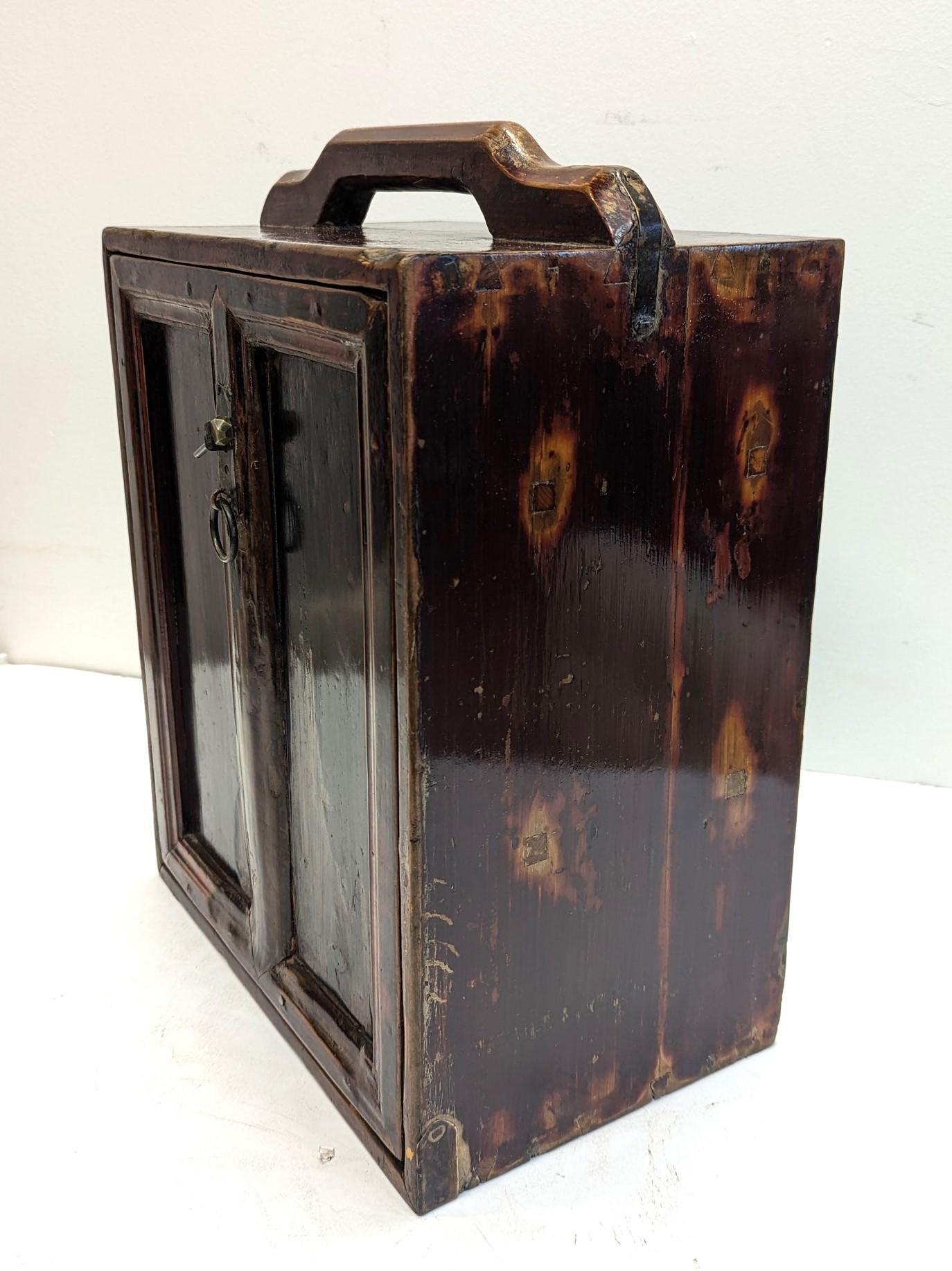 Lacquered 19th Century Apothecary Case Box For Sale