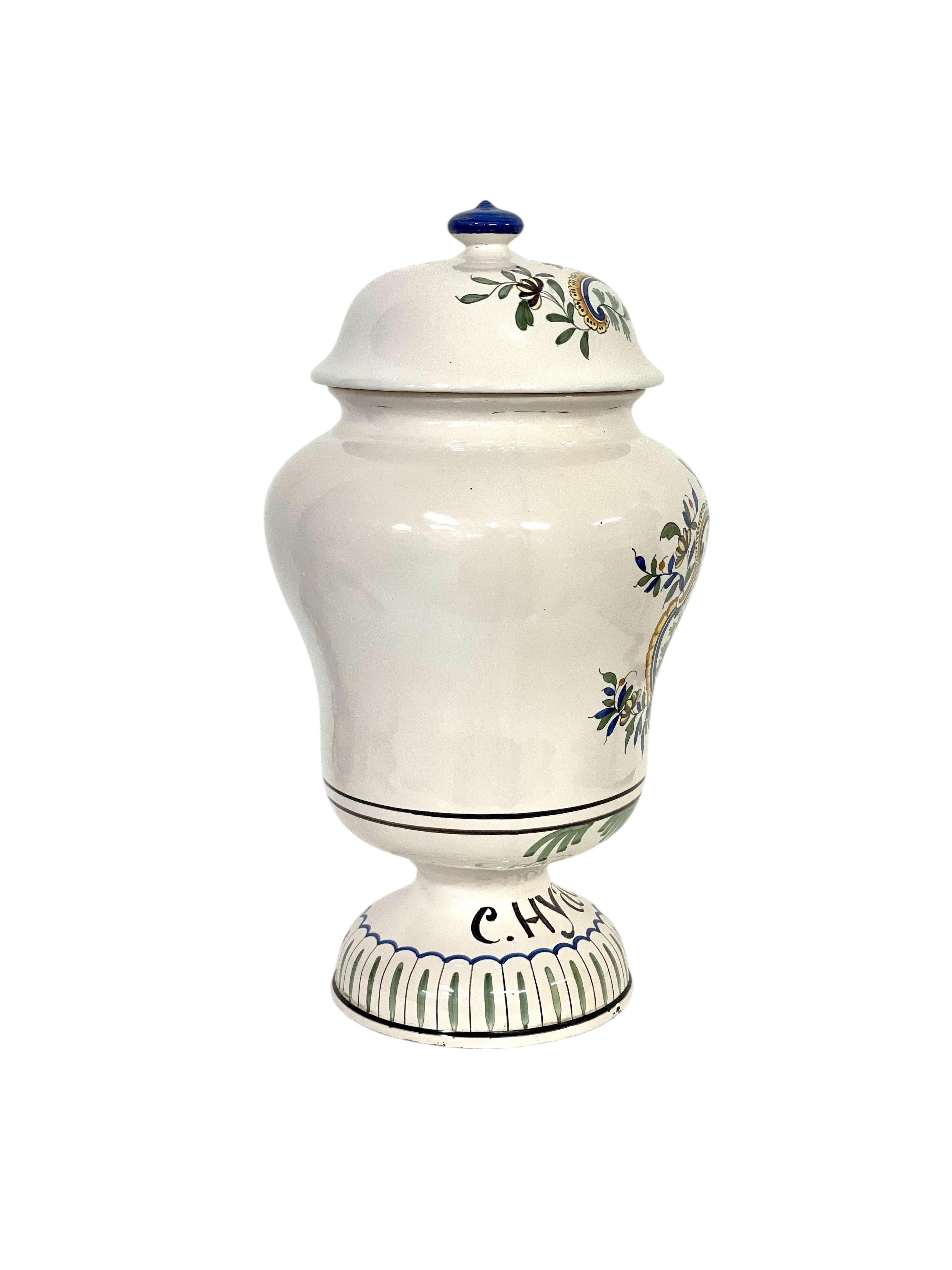 Raro vaso da farmacia in ceramica del XIX secolo con coperchio in vendita 3