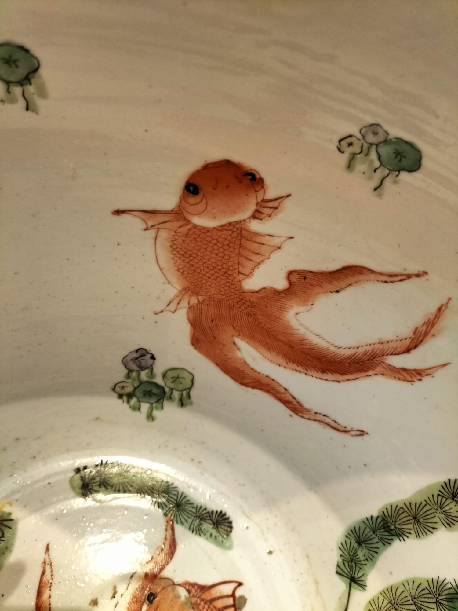 Vaso per acquario del XIX secolo in porcellana, Cina. in vendita 5