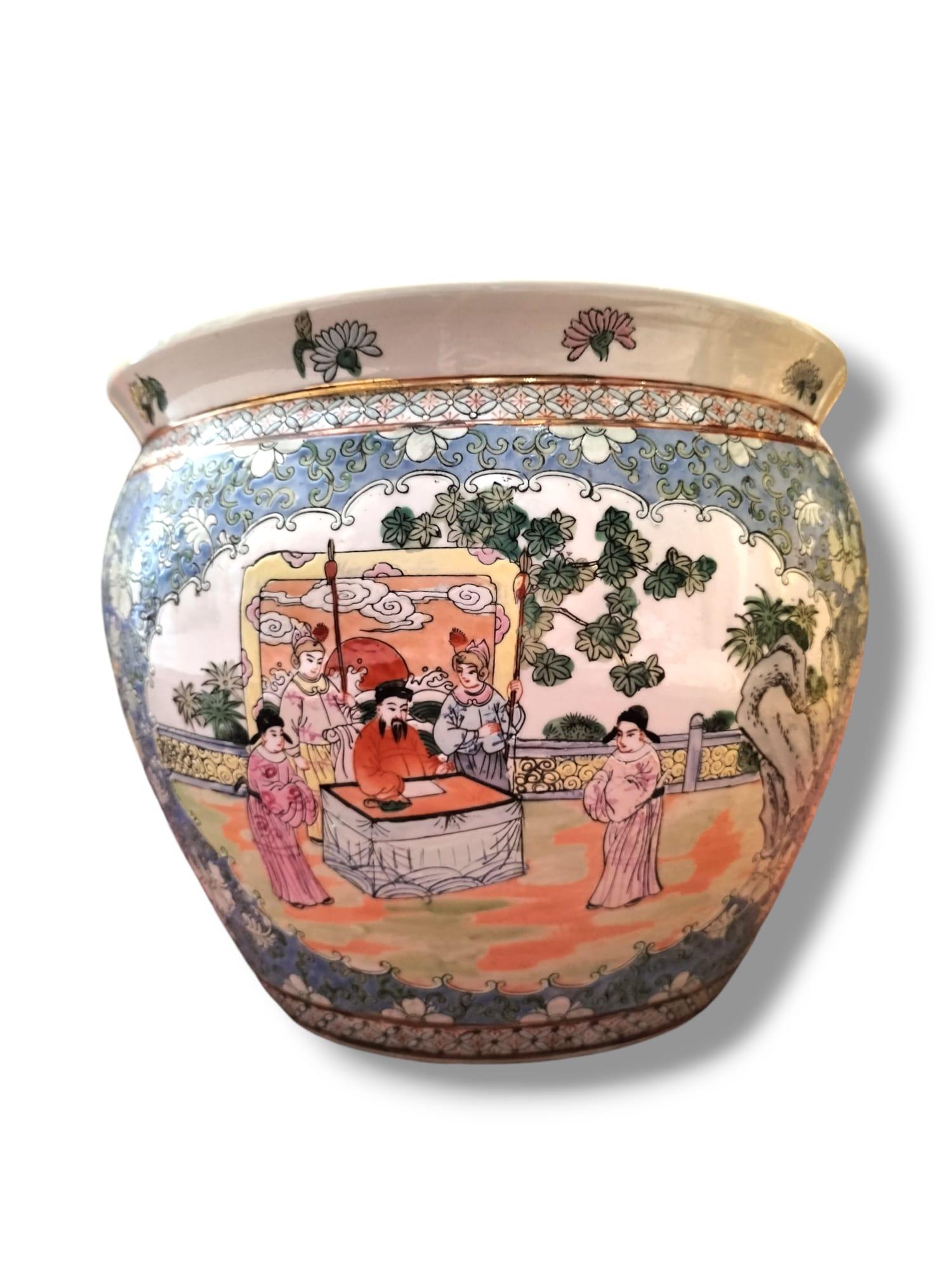 Vaso per acquario del XIX secolo in porcellana, Cina. in vendita 1