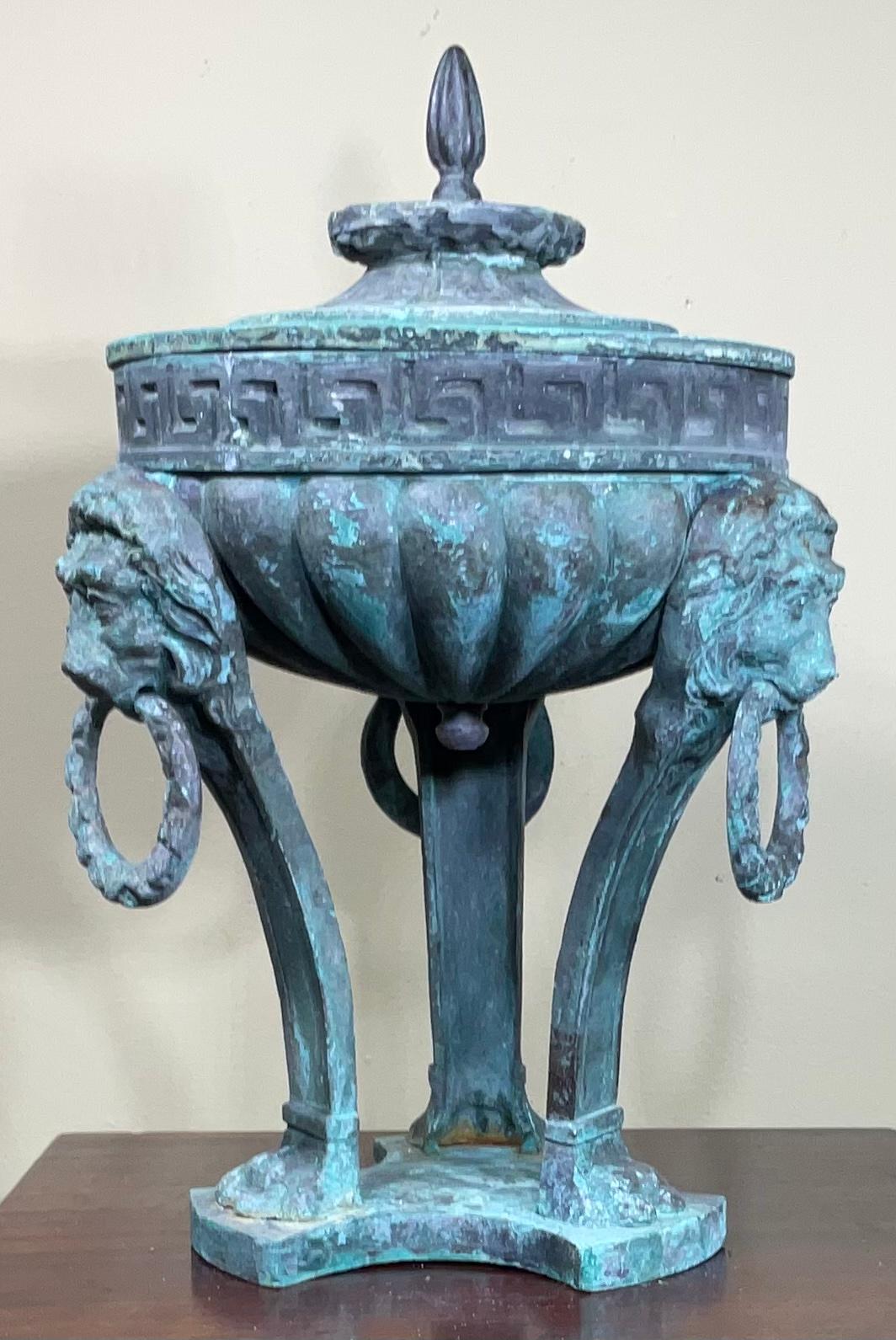 Français 19th Century Architectural Bronze Element en vente