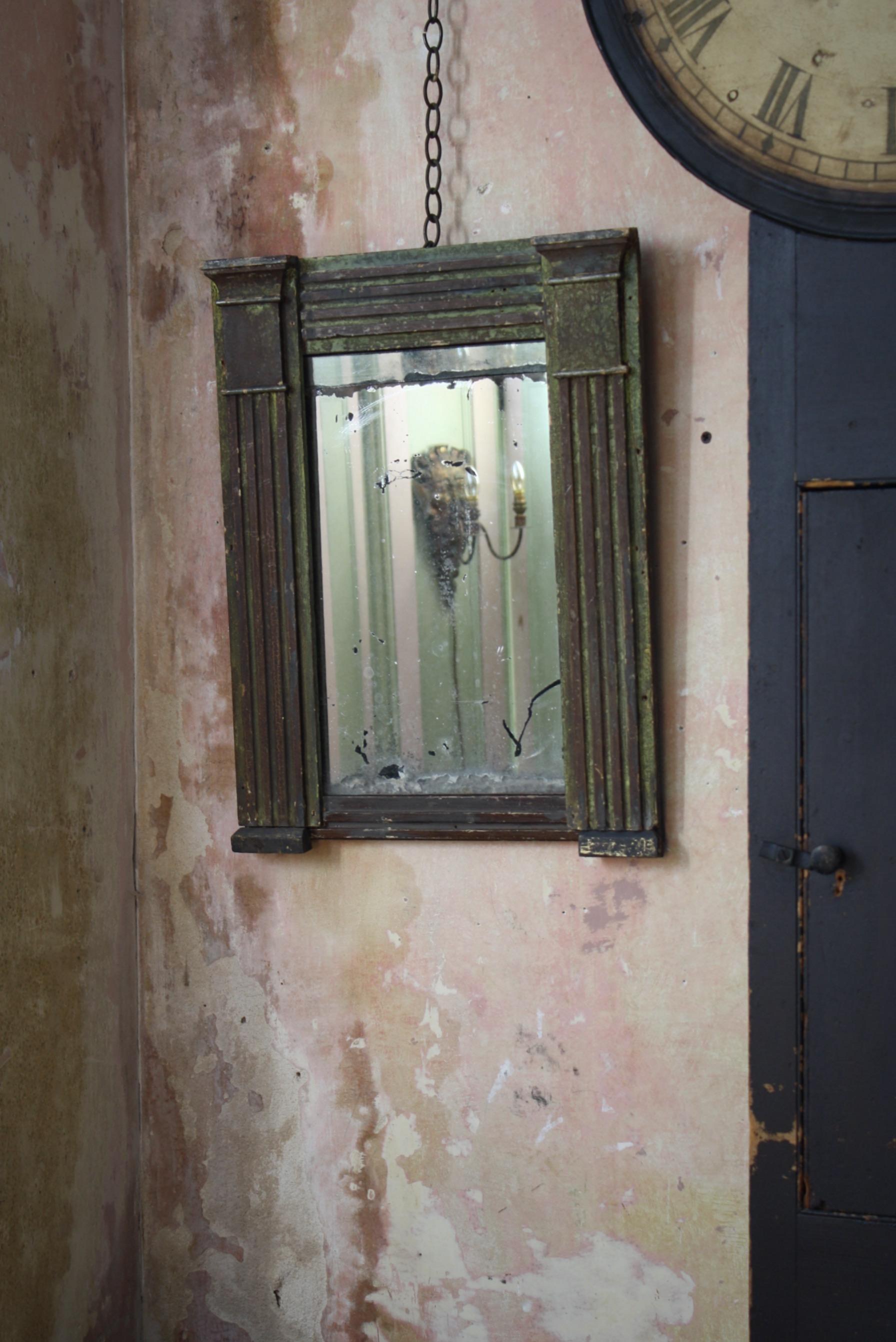 19th Century Architectural Foxed Oxidised Mercury Mirror Arsenic Green In Good Condition In Lowestoft, GB