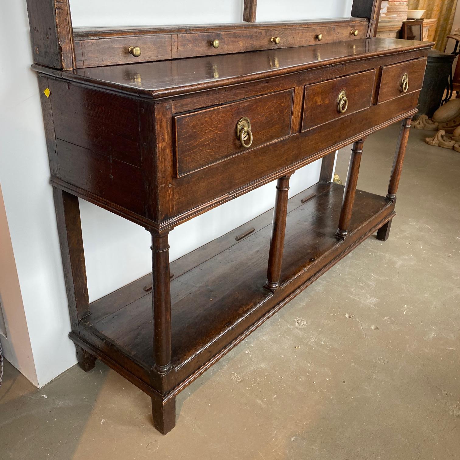 19th Century, Architectural Oak Dresser with shelves 1