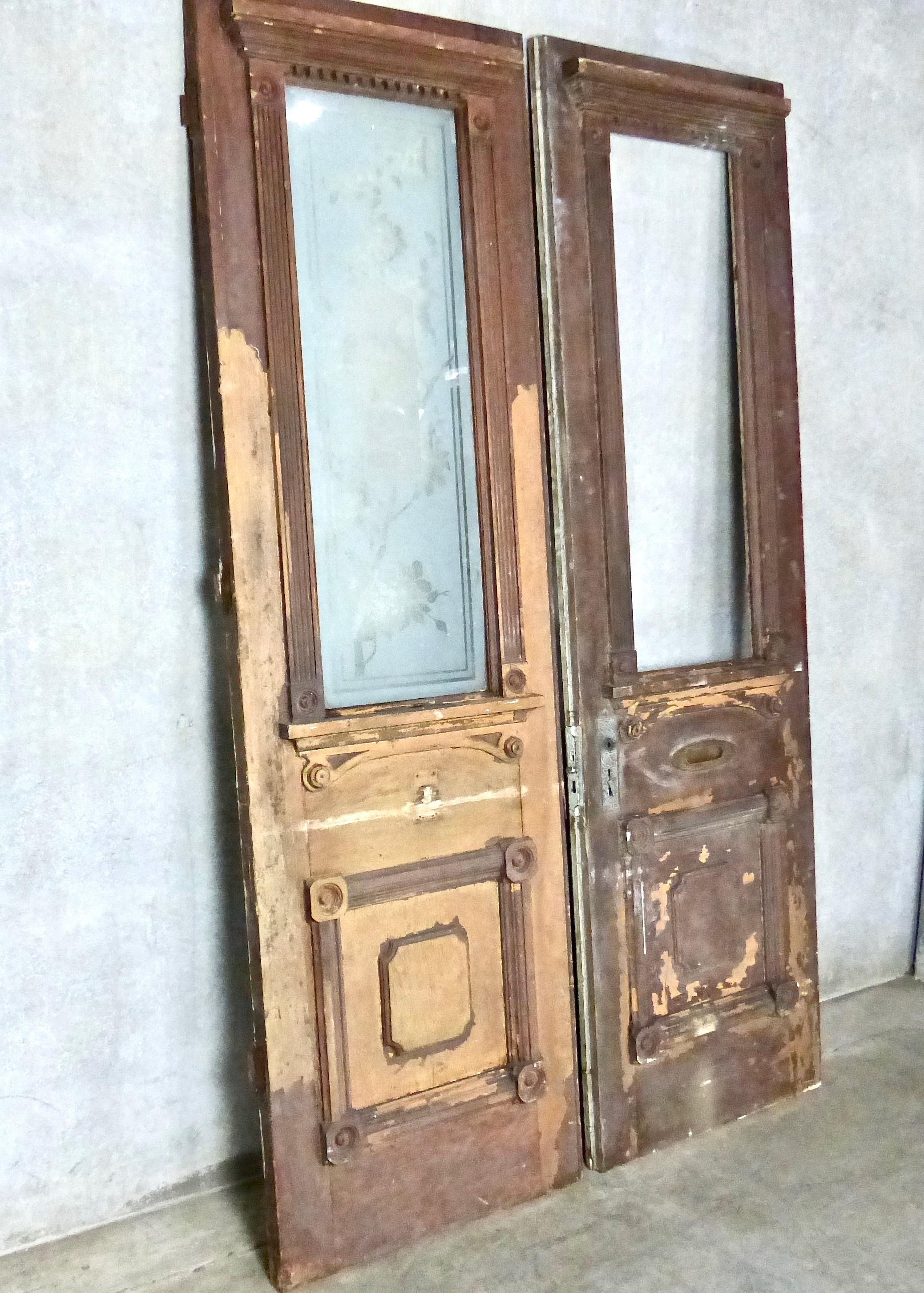 19th Century Architectural Salvage Decorative Entry Doors In Good Condition In Surrey, BC