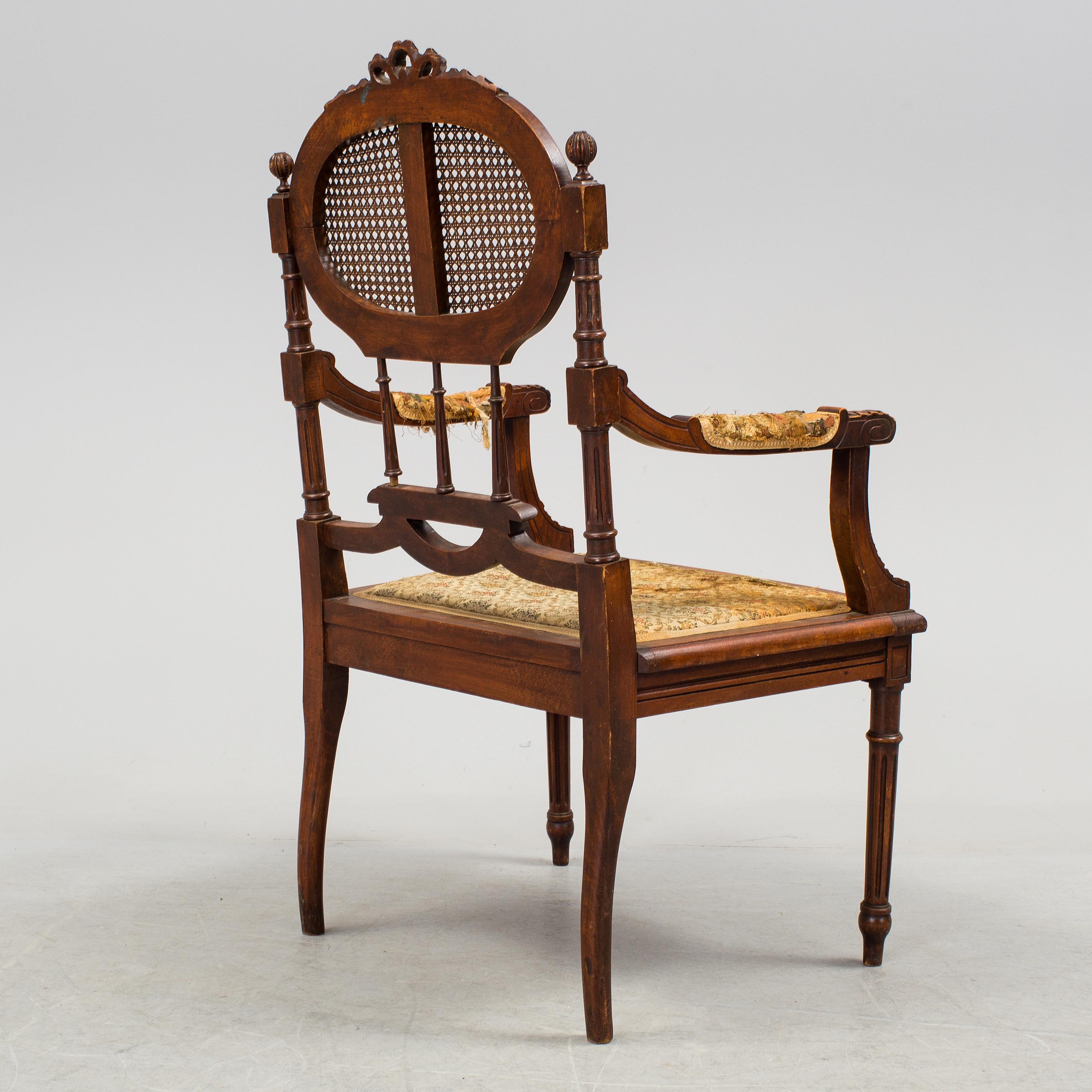19th Century Armchair Desk Chair For Sale 1