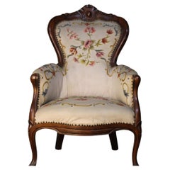 Antique Hand Knotted Armchair Walnut structure