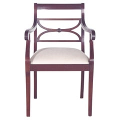 Fauteuil du 19ème siècle avec assise tapissée beige