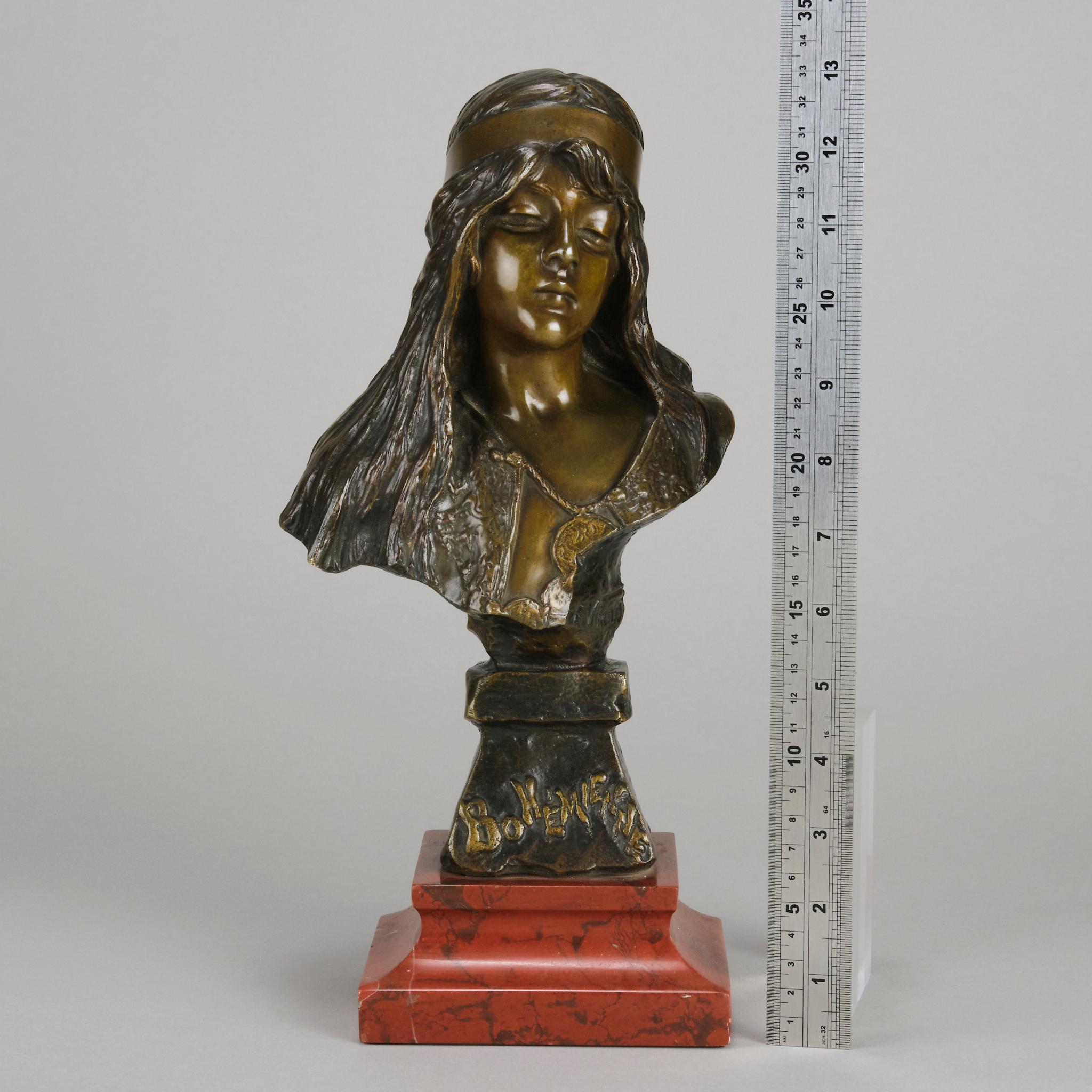 Buste en bronze Art Nouveau du 19ème siècle intitulé 