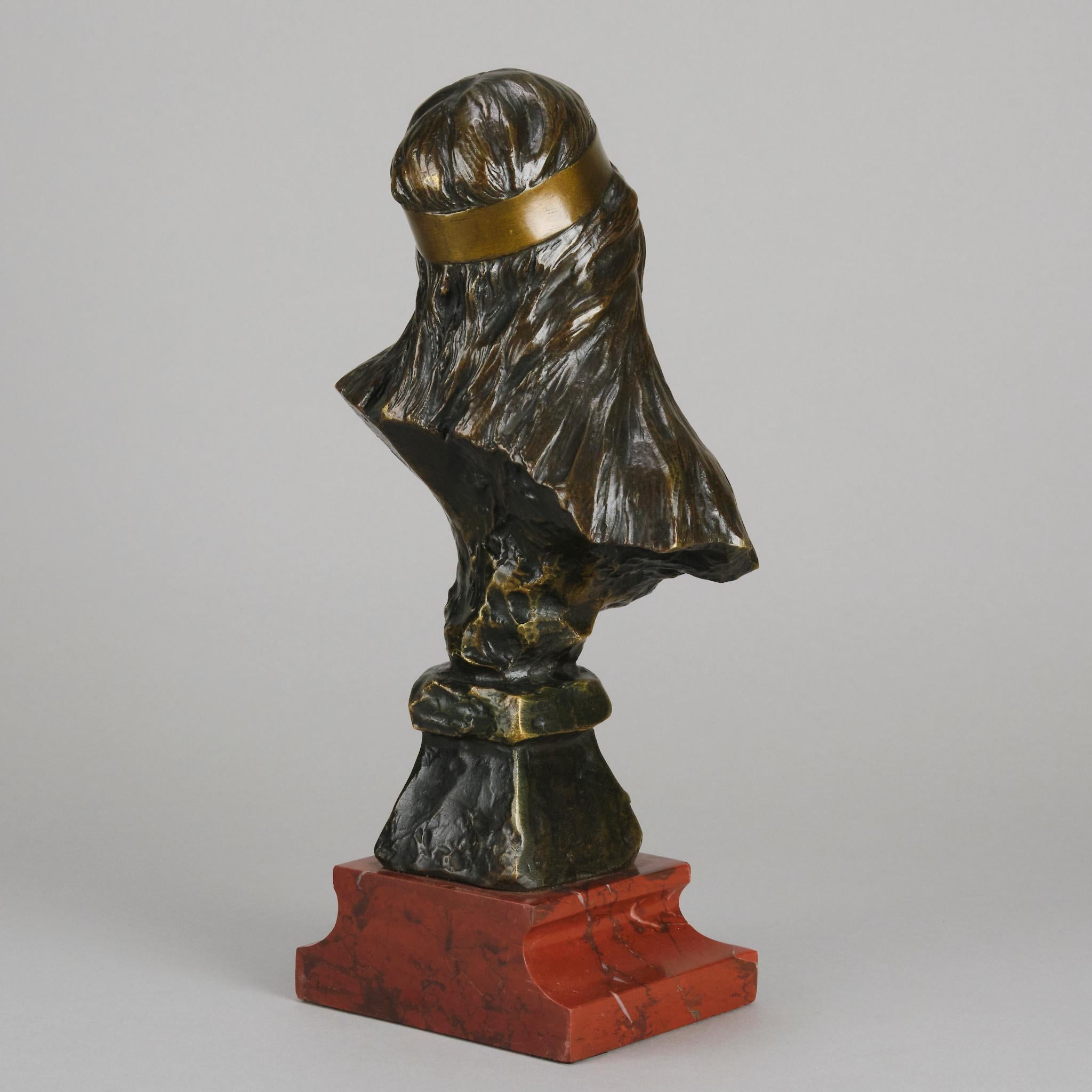 Patiné Buste en bronze Art Nouveau du 19ème siècle intitulé 