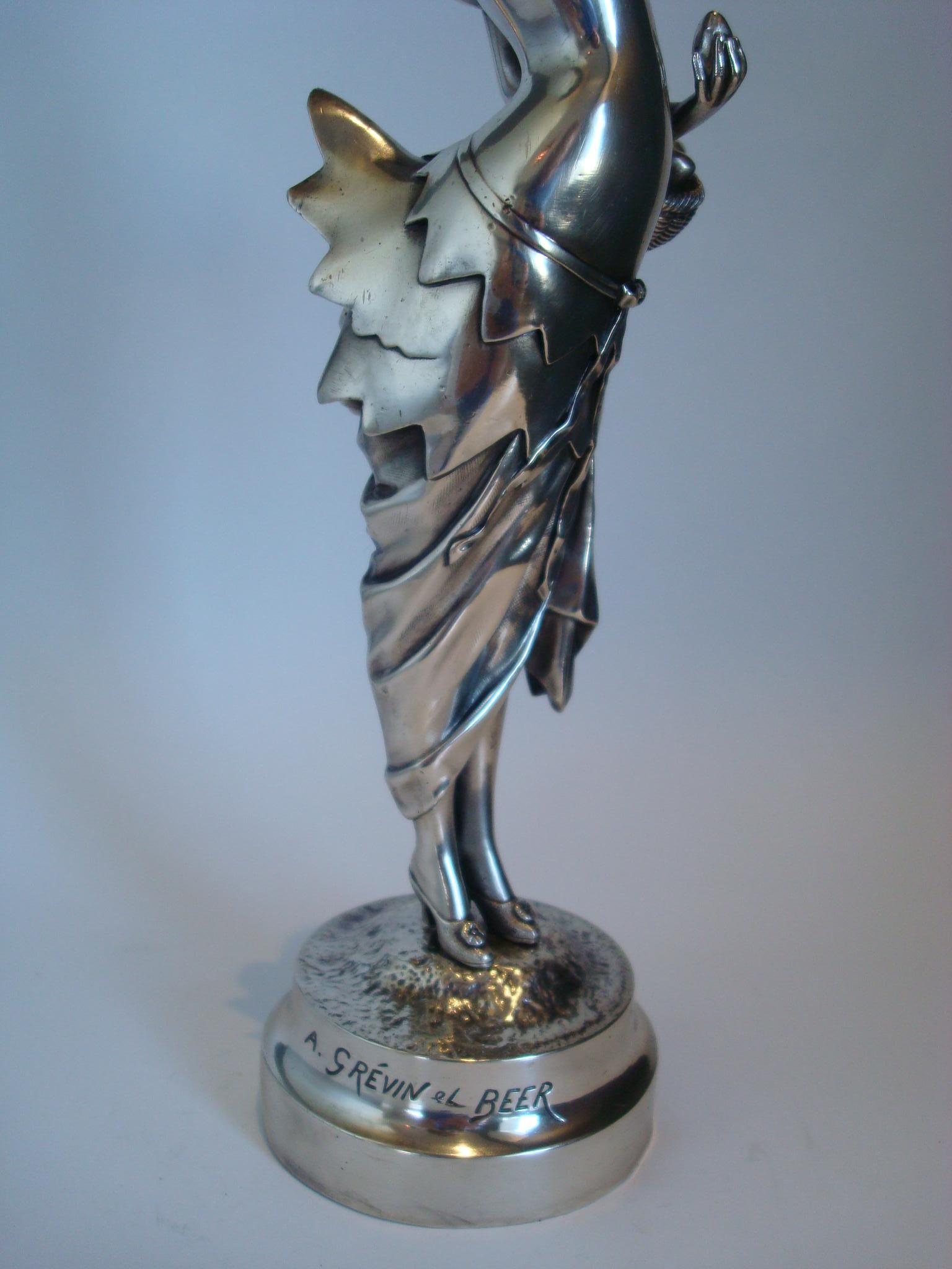 Sculpture en bronze Art nouveau du 19ème siècle d'une poule féminine par A. Grevin & F. Beer en vente 1