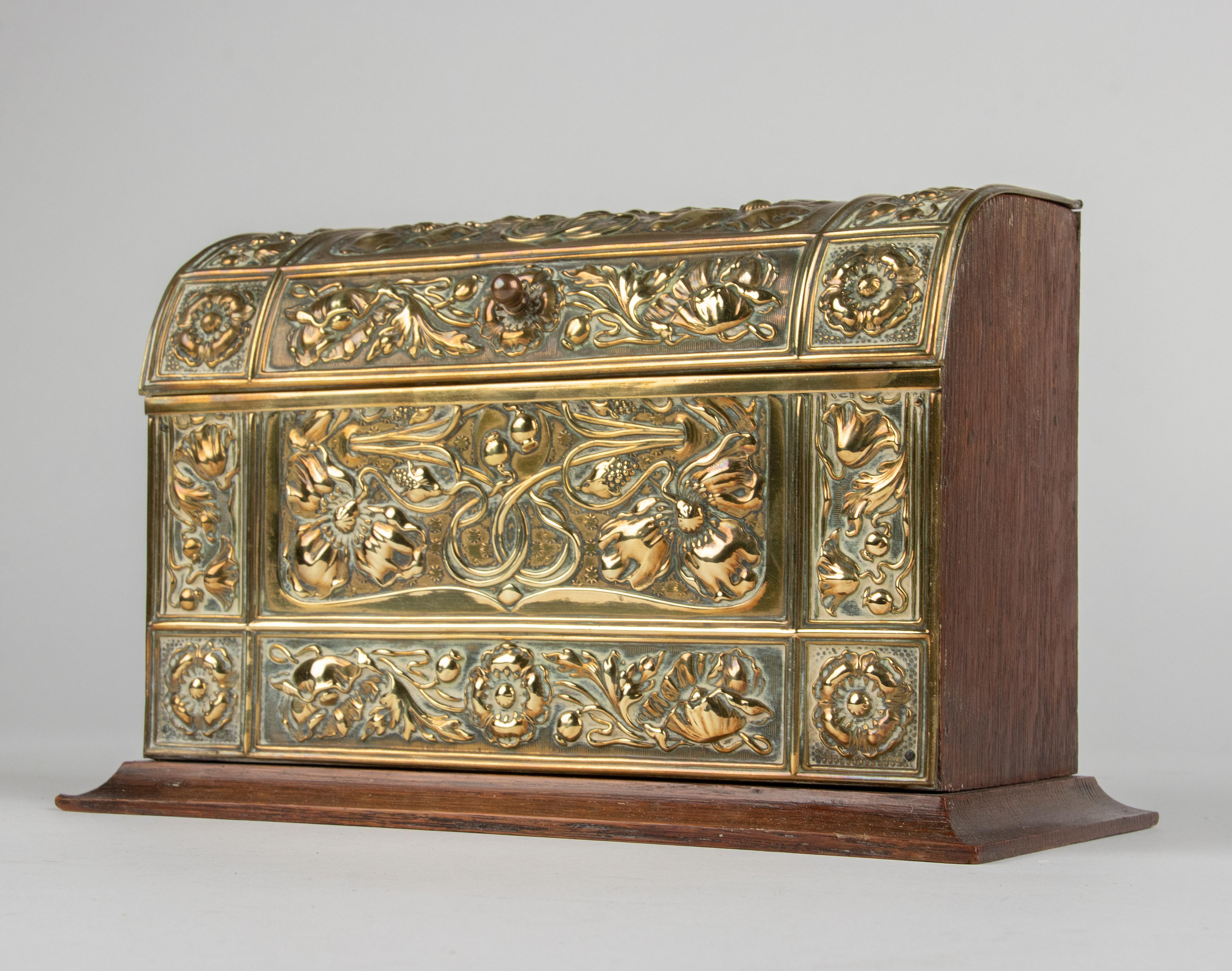 19th Century Art Nouveau Copper with Oak Desktop Stationery Box 1