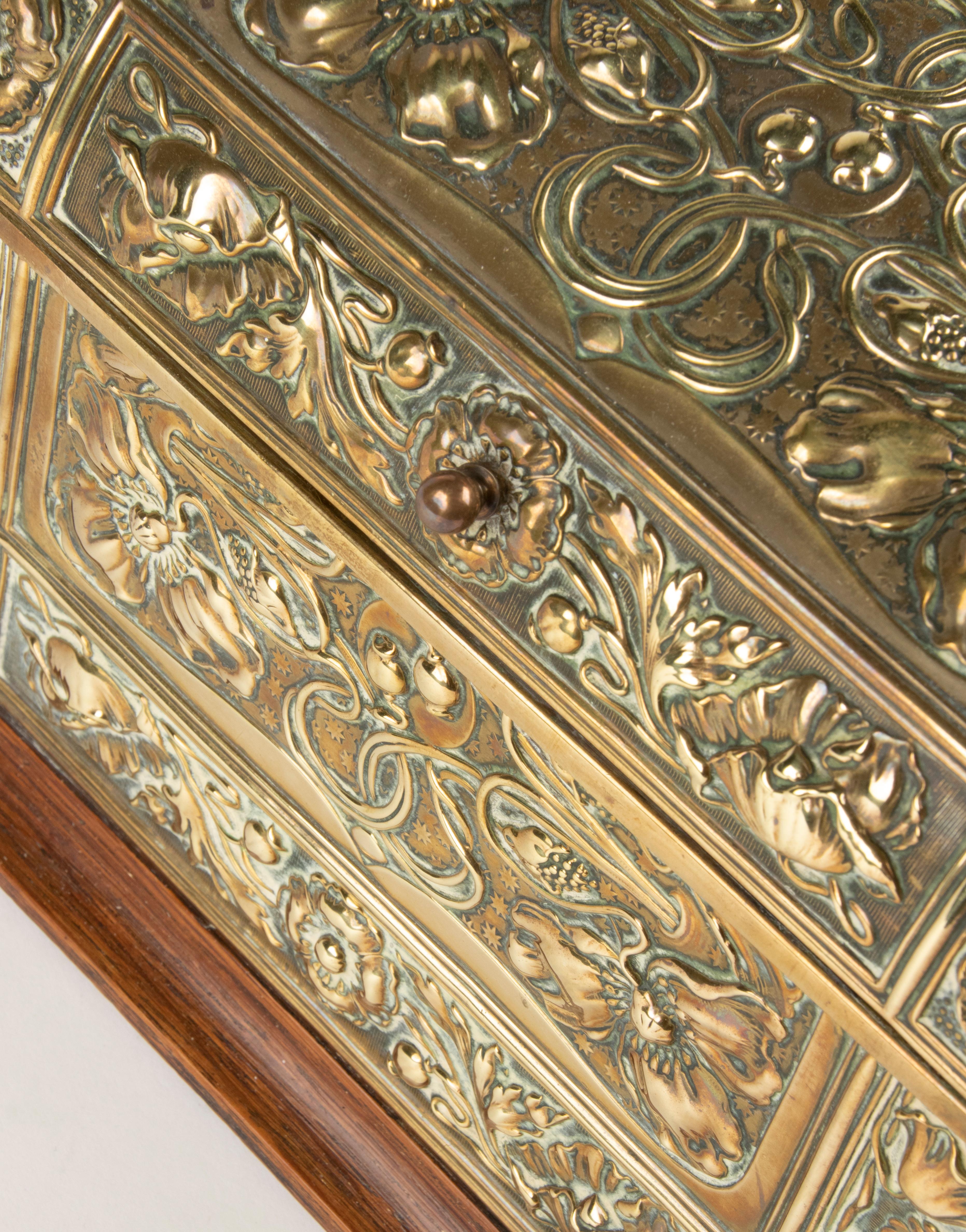 19th Century Art Nouveau Copper with Oak Desktop Stationery Box 3