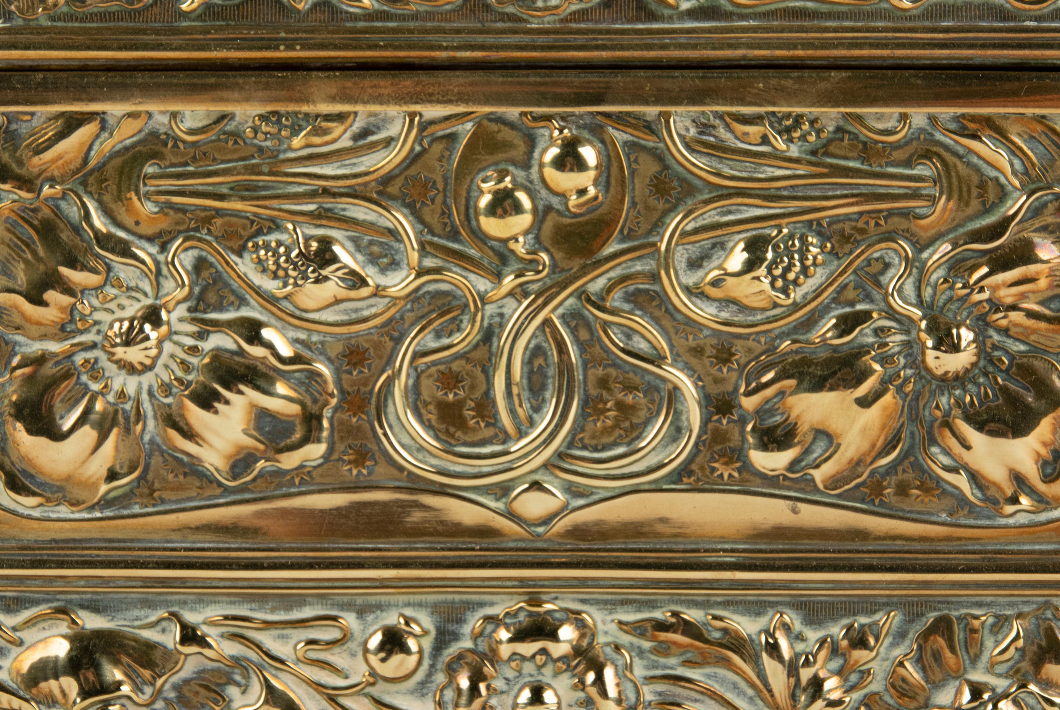 19th Century Art Nouveau Copper with Oak Desktop Stationery Box 10