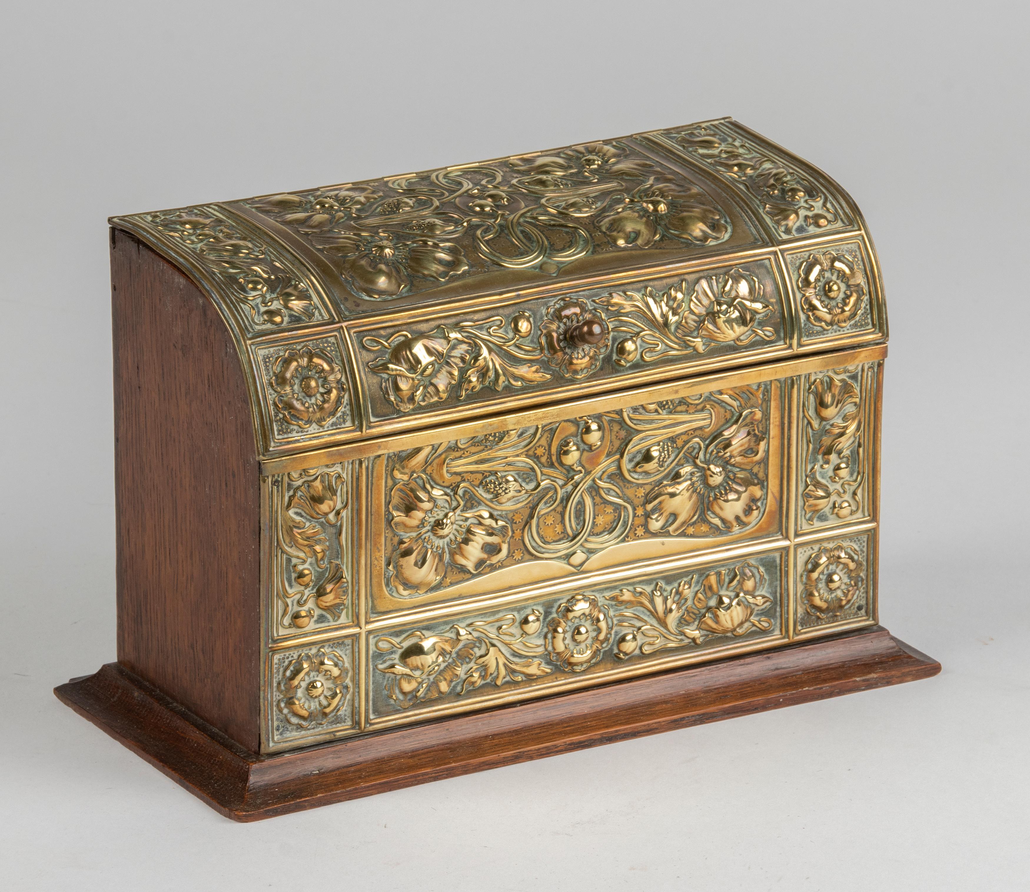 Embossed 19th Century Art Nouveau Copper with Oak Desktop Stationery Box