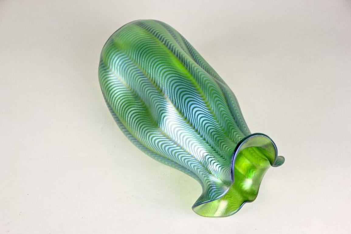 19th Century Art Nouveau Glass Vase by Loetz - Crete Phaenomen, CZ circa 1898 For Sale 2