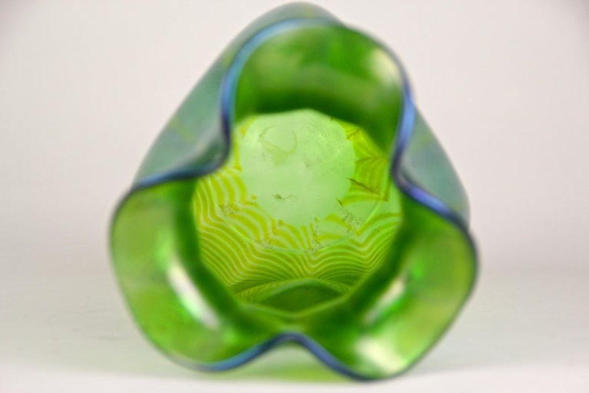 19th Century Art Nouveau Glass Vase by Loetz - Crete Phaenomen, CZ circa 1898 For Sale 3