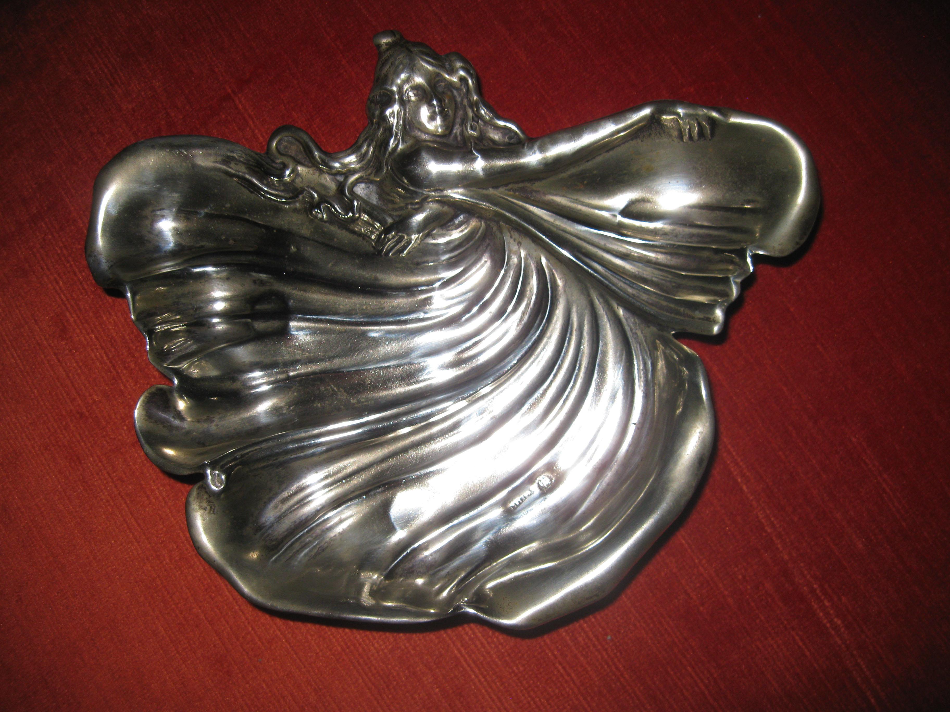 19th century Art Nouveau Meneses Silver Butterfly Figural Tray In Good Condition In Savannah, GA