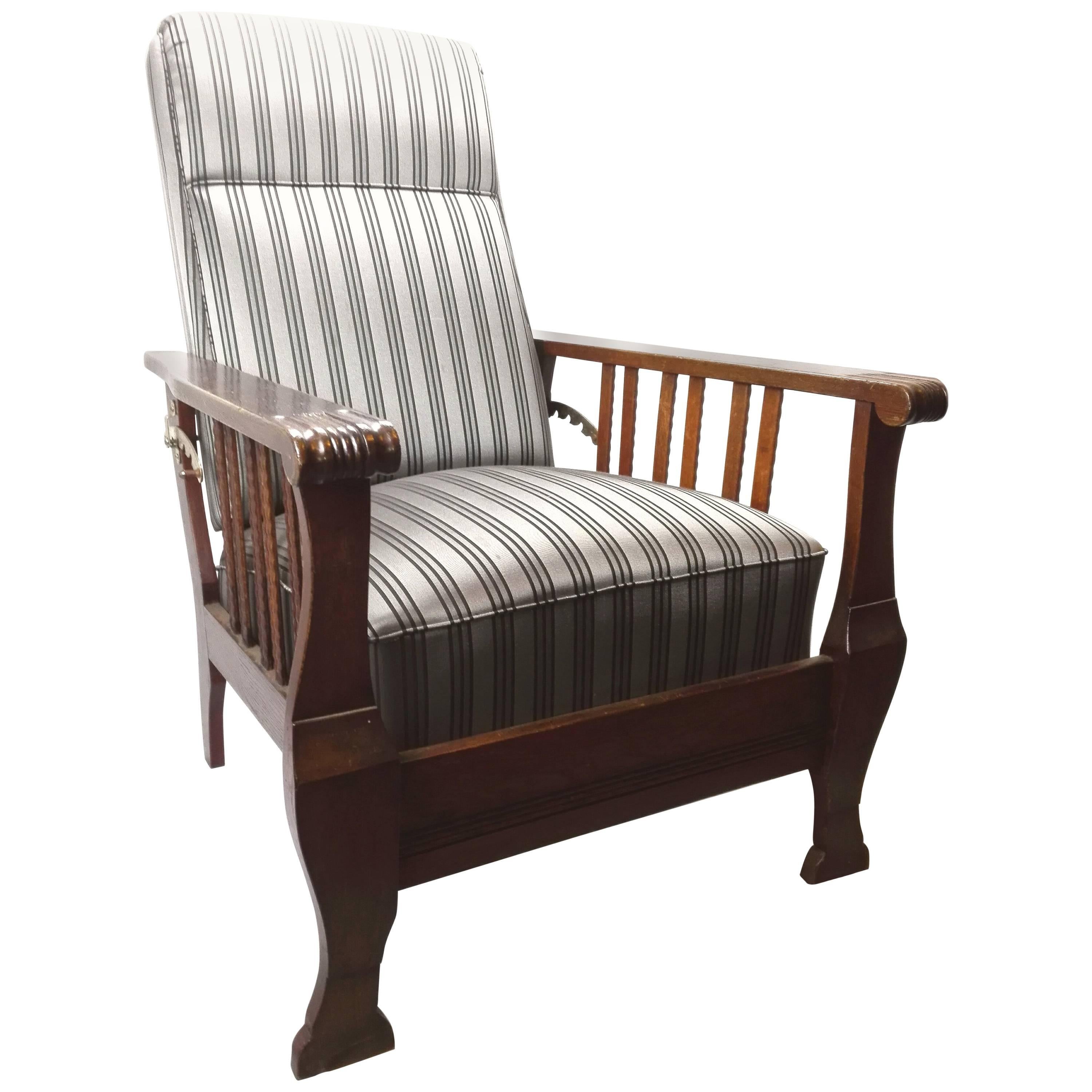 19th Century Art Nouveau Patinated Solid Oakwood Lounge Reclining Chair For Sale