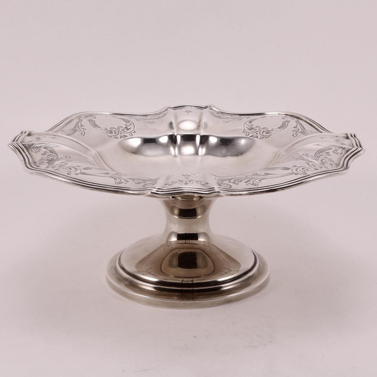 Original hand engraved monogram in the center.
The bowl features an ornate engraved pattern consisting of elegant natural elements.
A flower just blossomed in the morning.
Produced by Gorham Corporation Providence Rhode island 1900.