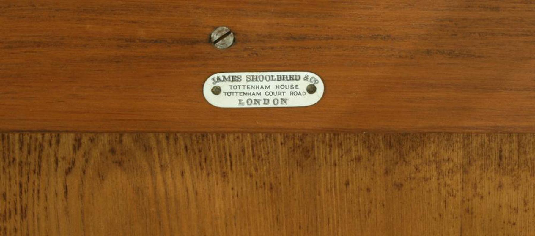 19th Century Arts and Crafts Oak Table by James Shoolbred In Good Condition For Sale In Oxfordshire, GB