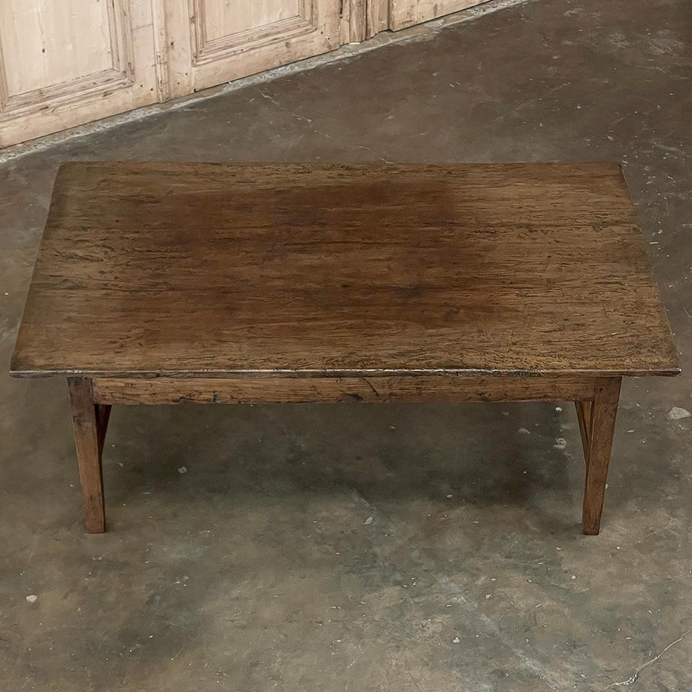 Arts and Crafts 19th Century Arts & Crafts Rustic Chestnut Coffee Table  For Sale